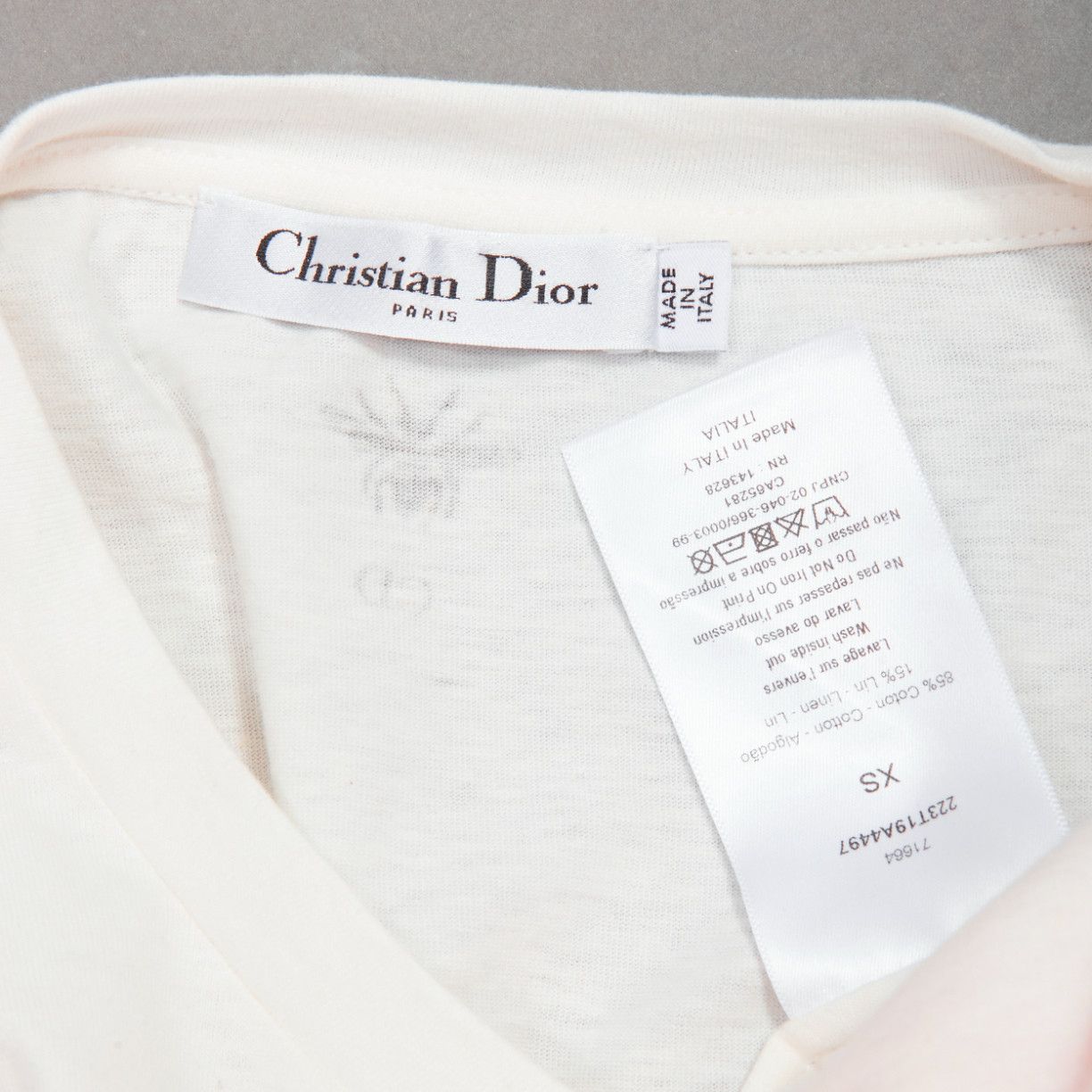 Dior CHRISTIAN DIOR 2022 Dior Vibe neon pink star logo graphic CD bee white tshirt XS Size S / US 4 / IT 40 - 9 Thumbnail