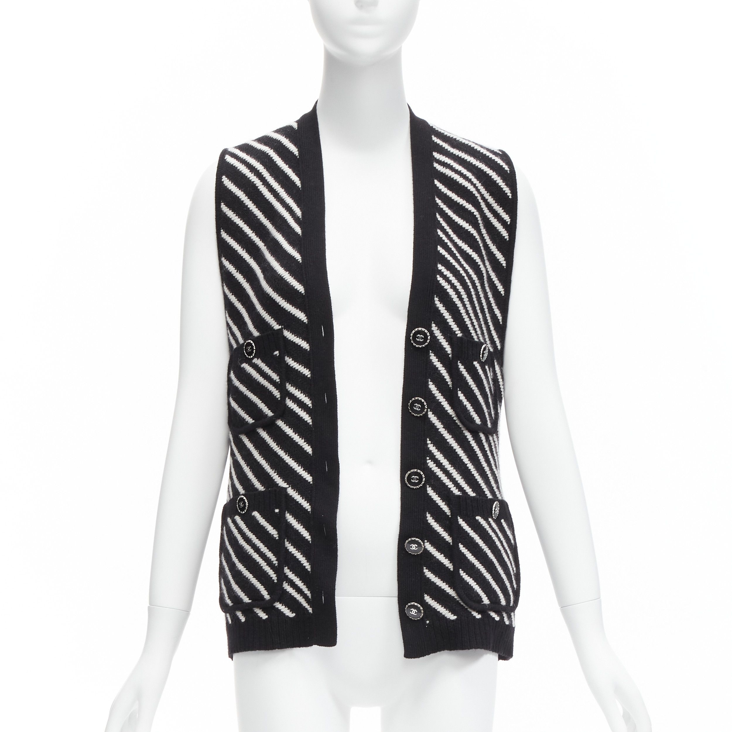 Chanel CHANEL 100% cashmere black white graphic stripes 4 pocket vest jacket FR34 XS Size XS / US 0-2 / IT 36-38 - 3 Thumbnail
