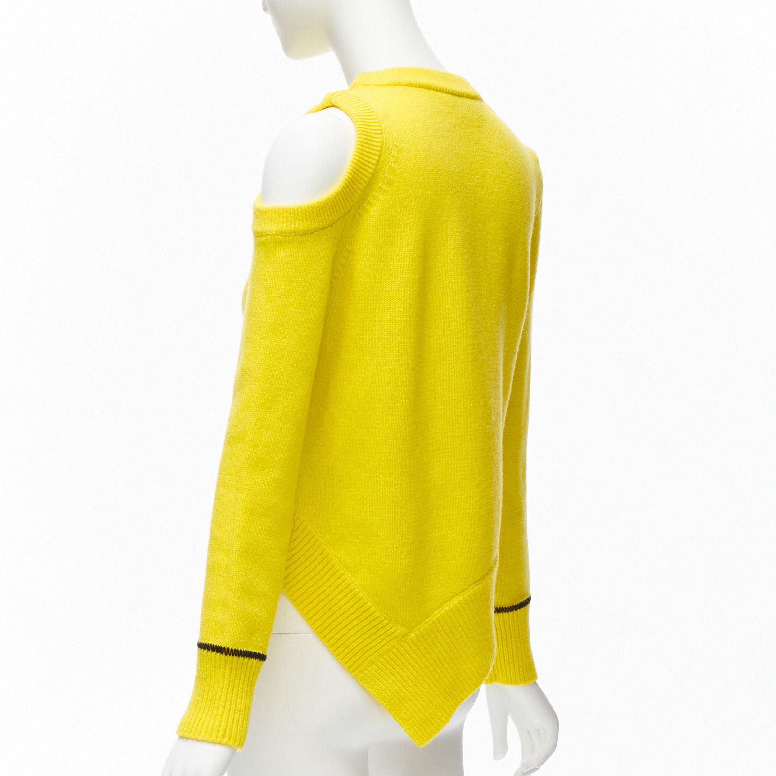 Alexander McQueen ALEXANDER MCQUEEN 2022 yellow wool blend asymmetric cold shoulder sweater S Size S / US 4 / IT 40 - 6 Thumbnail