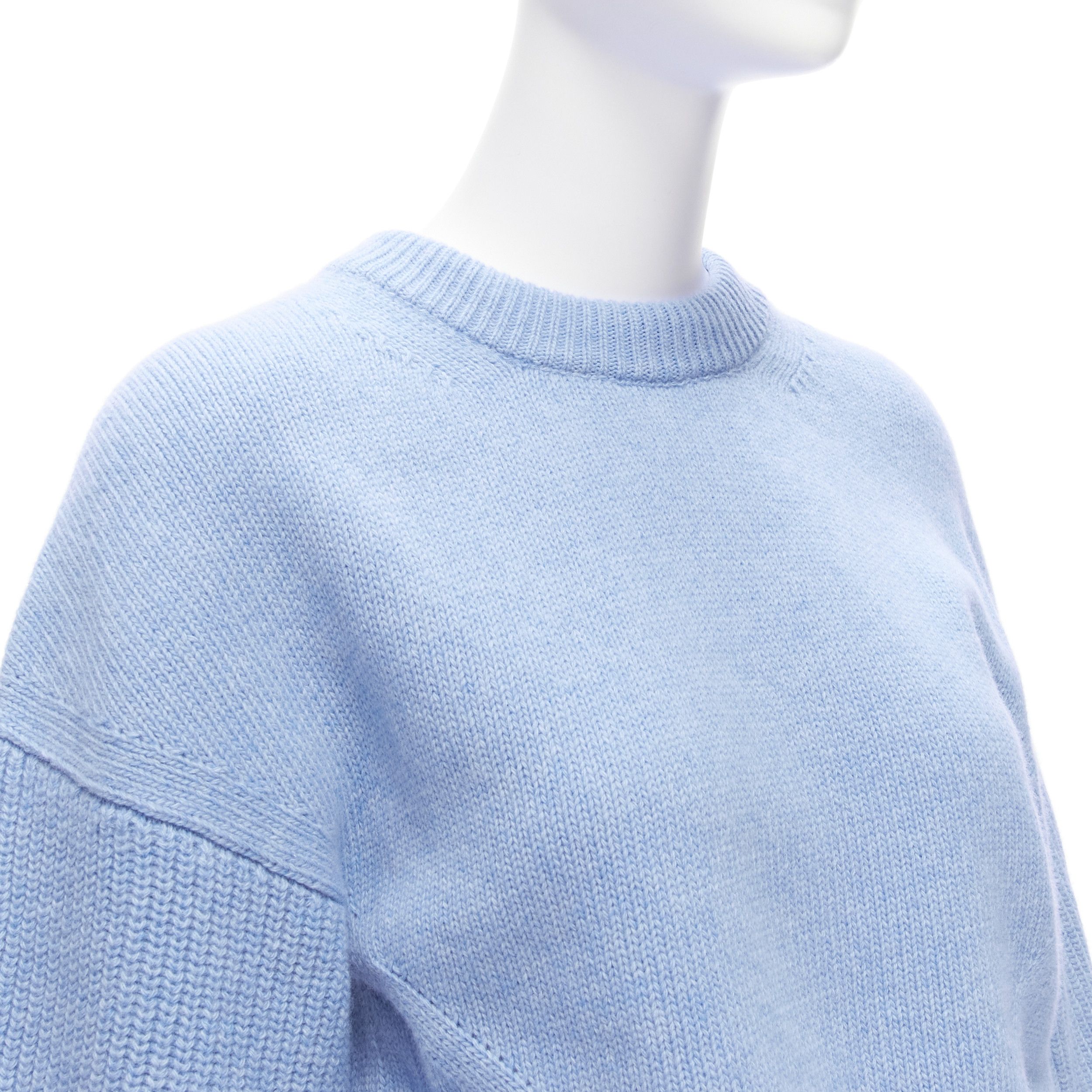 Alexander McQueen ALEXANDER MCQUEEN 2021 powder blue speckled wool boxy cropped sweater XS Size S / US 4 / IT 40 - 2 Thumbnail