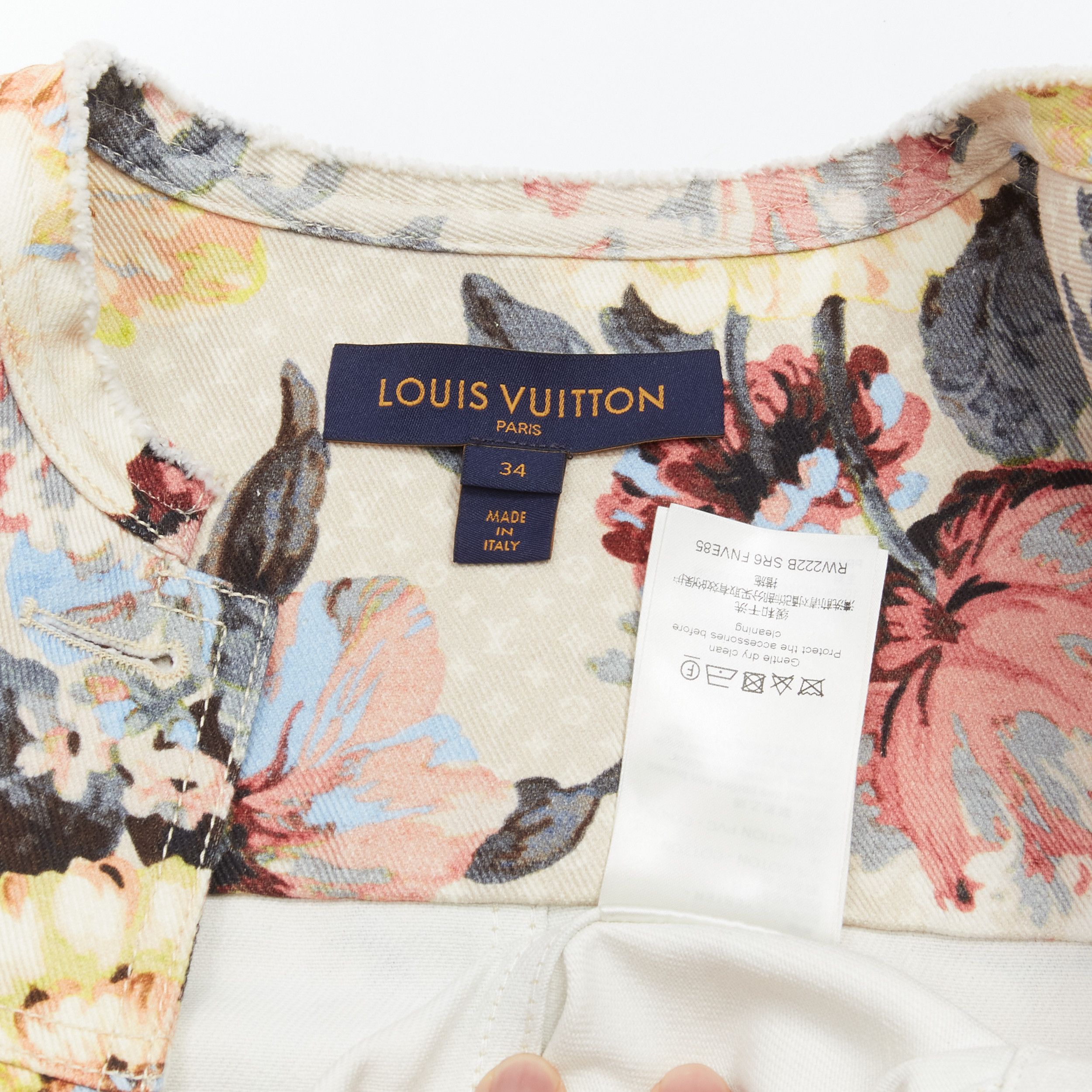 Louis Vuitton LOUIS VUITTON 2022 Runway Vintage Flower LV monogram pearl button cropped tailcoat jacket FR34 XS Size XS / US 0-2 / IT 36-38 - 10 Thumbnail