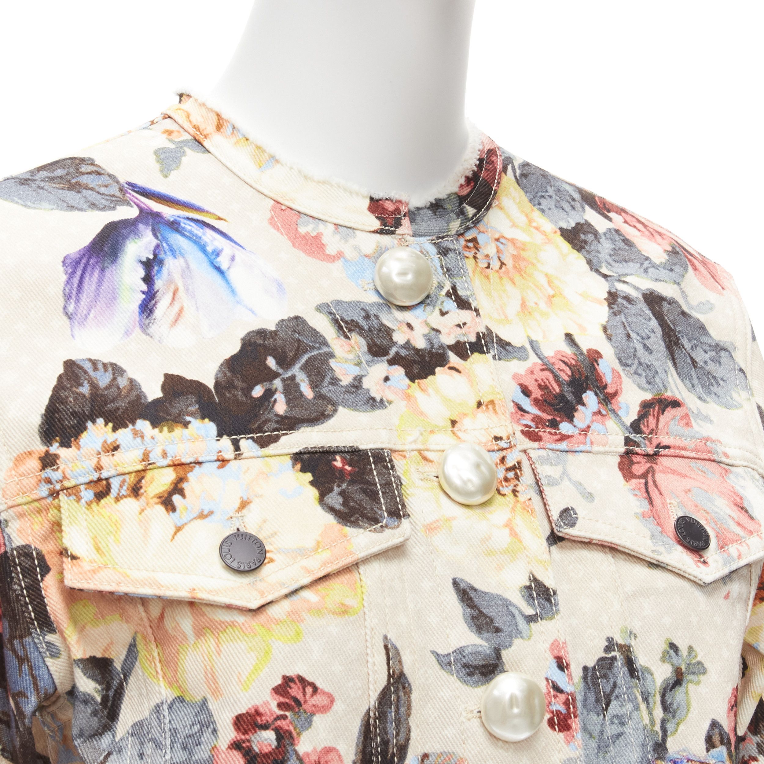 Louis Vuitton LOUIS VUITTON 2022 Runway Vintage Flower LV monogram pearl button cropped tailcoat jacket FR34 XS Size XS / US 0-2 / IT 36-38 - 2 Thumbnail
