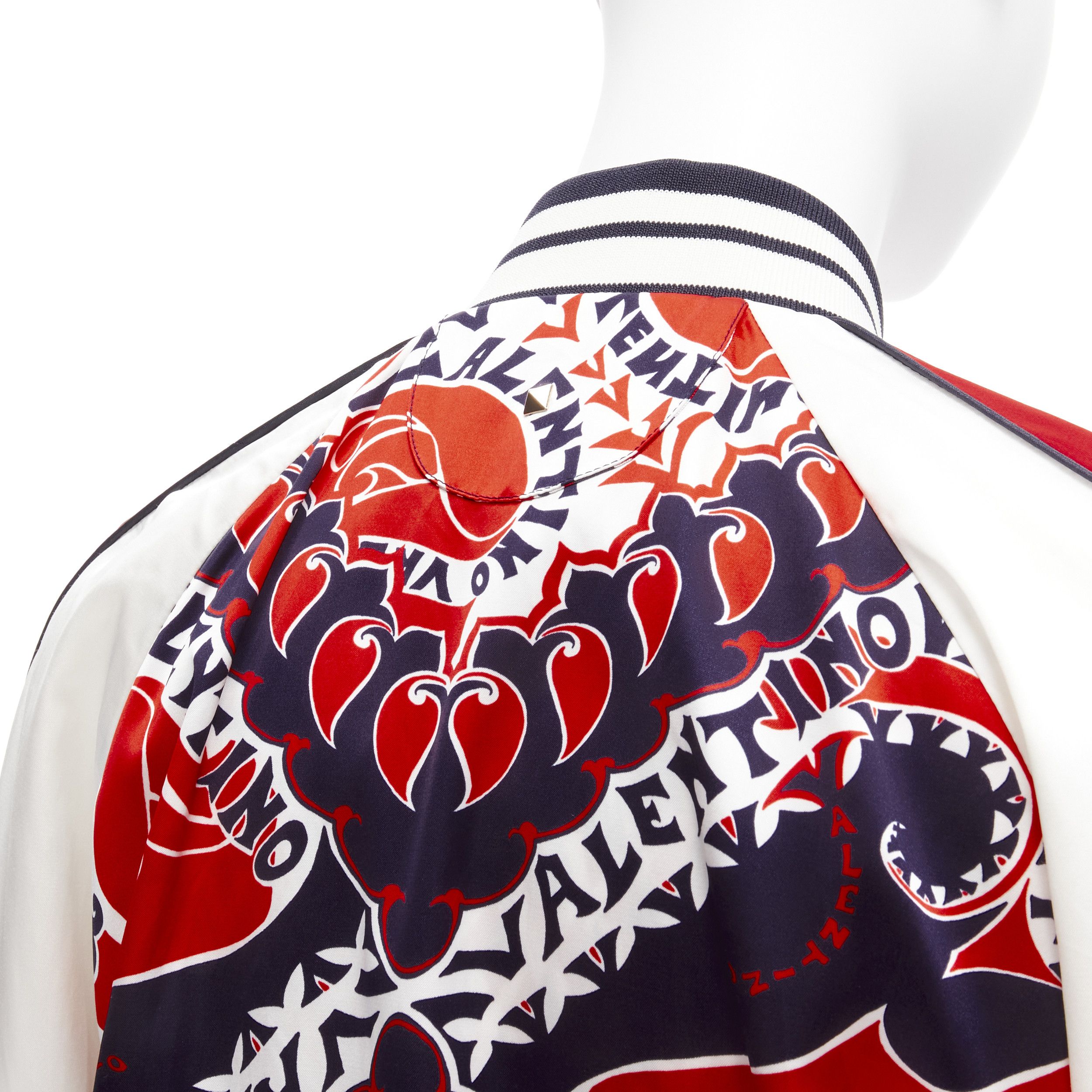 Valentino VALENTINO 2022 Manifesto Heart Bandana red blue satin bomber jacket IT40 S Size S / US 4 / IT 40 - 2 Thumbnail