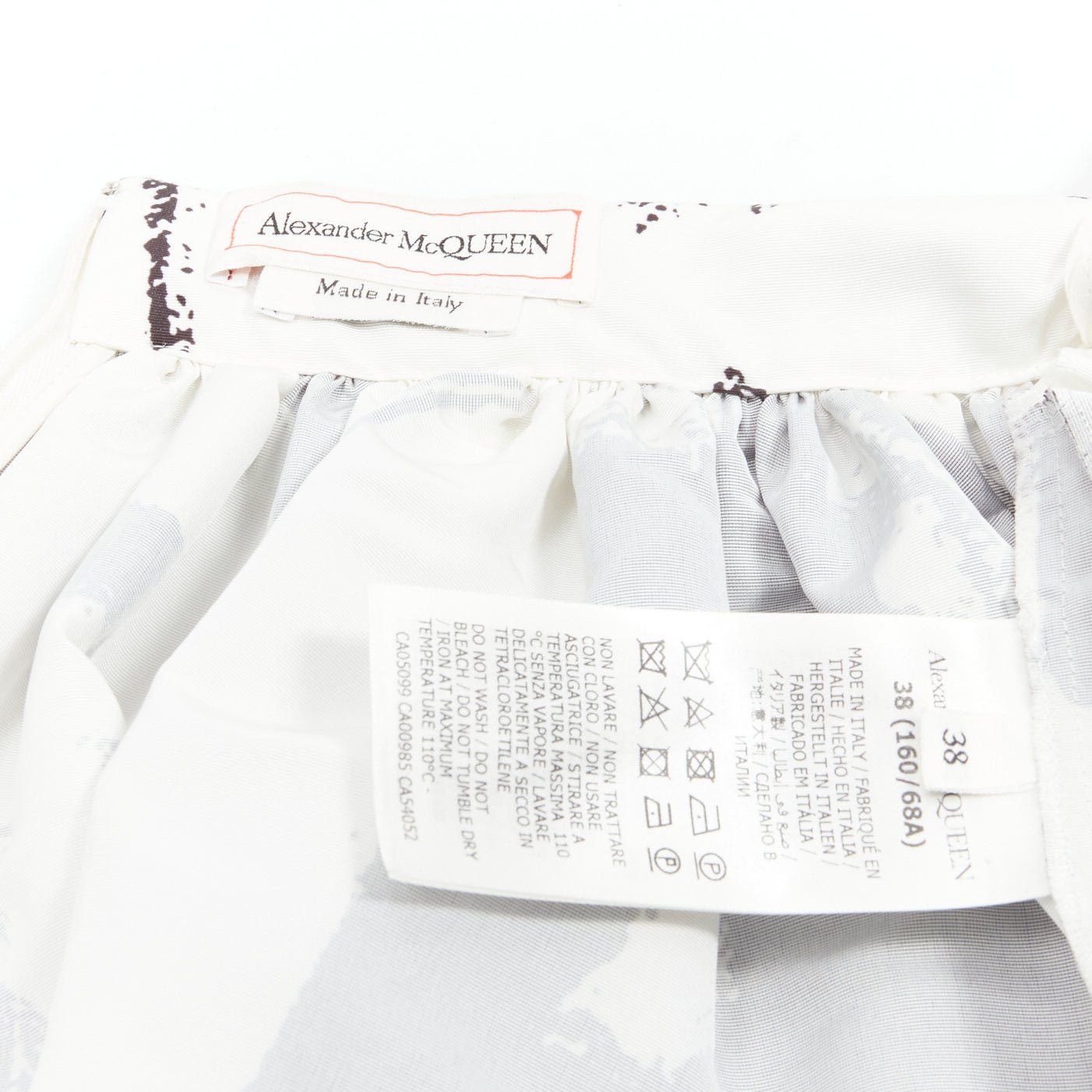 Alexander McQueen ALEXANDER MCQUEEN 2022 Brush Graffiti black white logo letter print flared full skirt IT38 XS Size 26" / US 2 / IT 38 - 9 Thumbnail