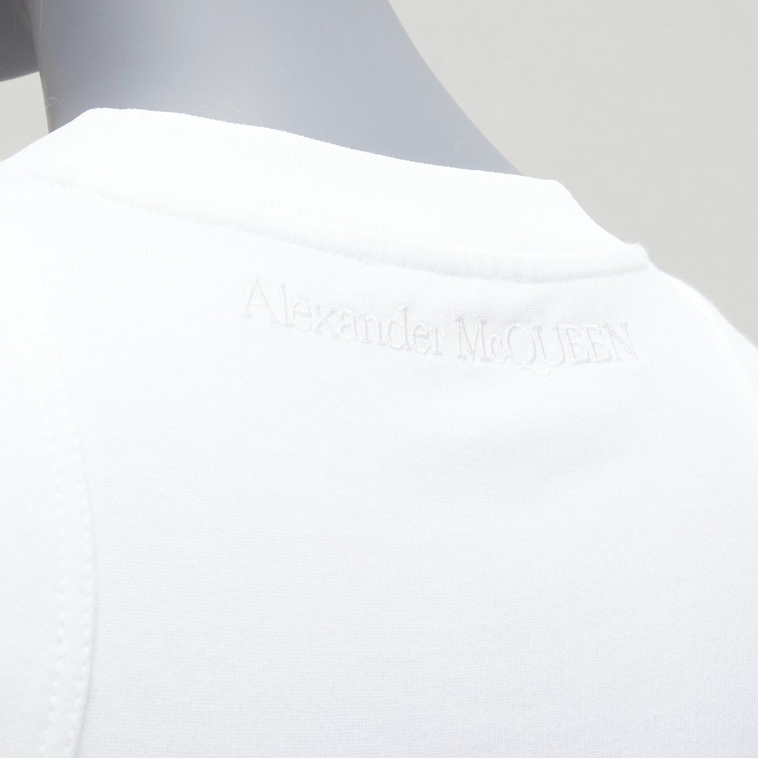 Alexander McQueen ALEXANDER MCQUEEN 2022 white cut out shoulder flared short dress IT38 XS Size XS / US 0-2 / IT 36-38 - 7 Thumbnail