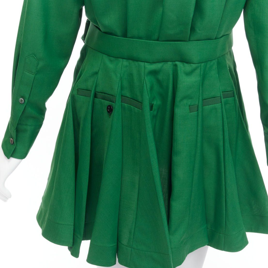 Sacai SACAI 2022 cream satin collar placket green belted pleated layered skirt shirt dress JP1 S Size S / US 4 / IT 40 - 2 Thumbnail