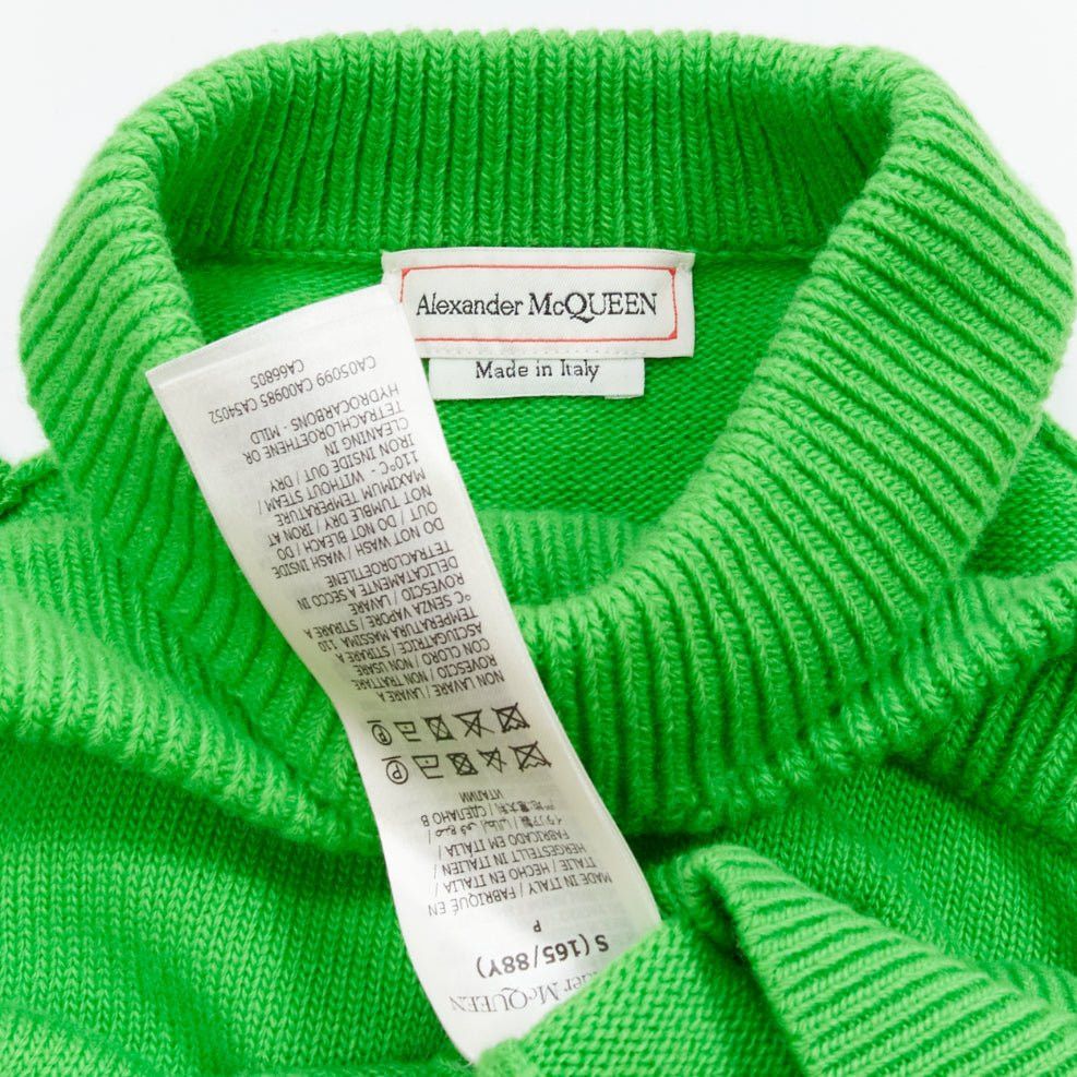 Alexander McQueen ALEXANDER MCQUEEN 2022 100% wool green cold shoulder black lattice seam sweater S Size S / US 4 / IT 40 - 8 Thumbnail