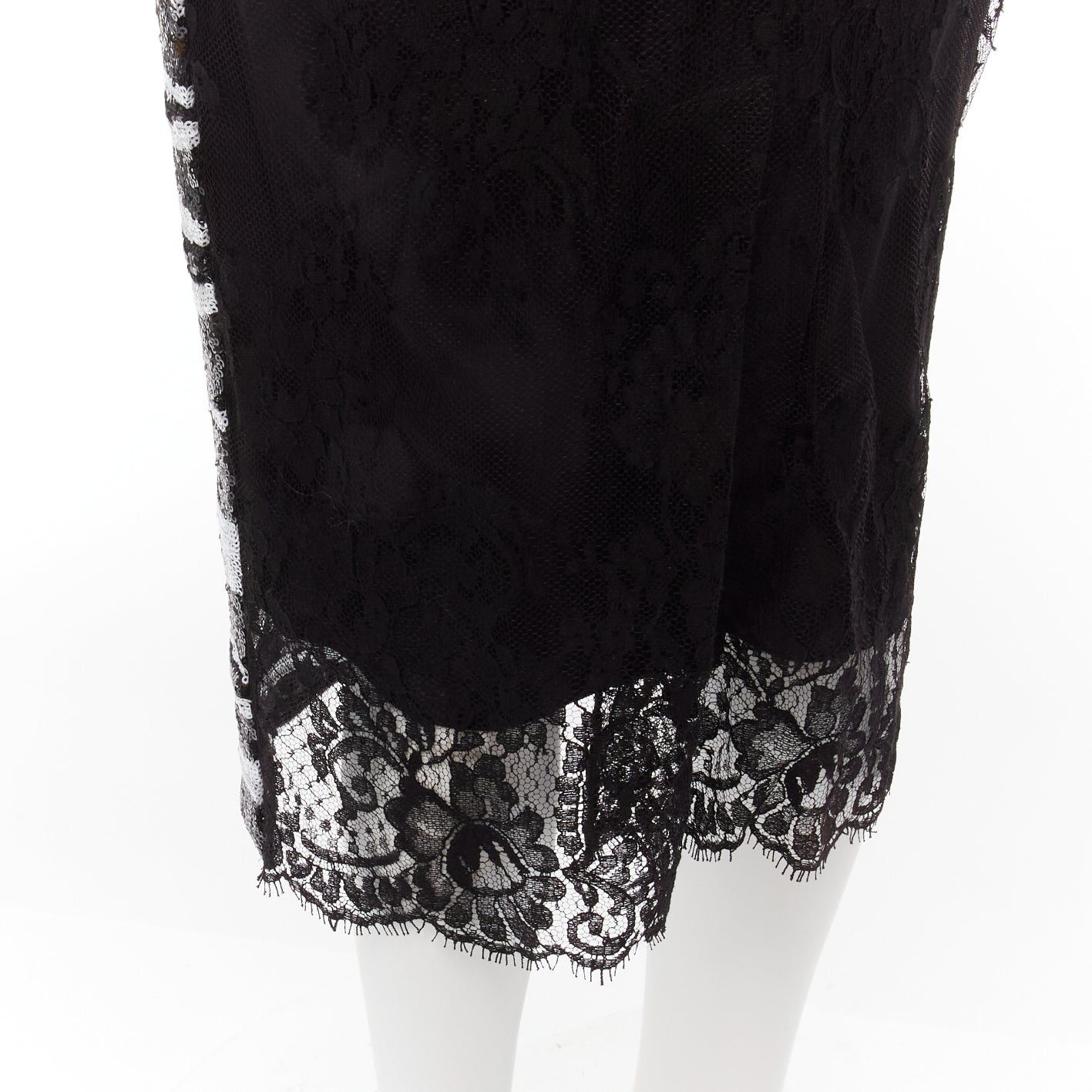 Dolce & Gabbana DOLCE GABBANA 2022 black white zebra sequins chantilly lace back pencil skirt IT38 XS Size 26" / US 2 / IT 38 - 7 Thumbnail
