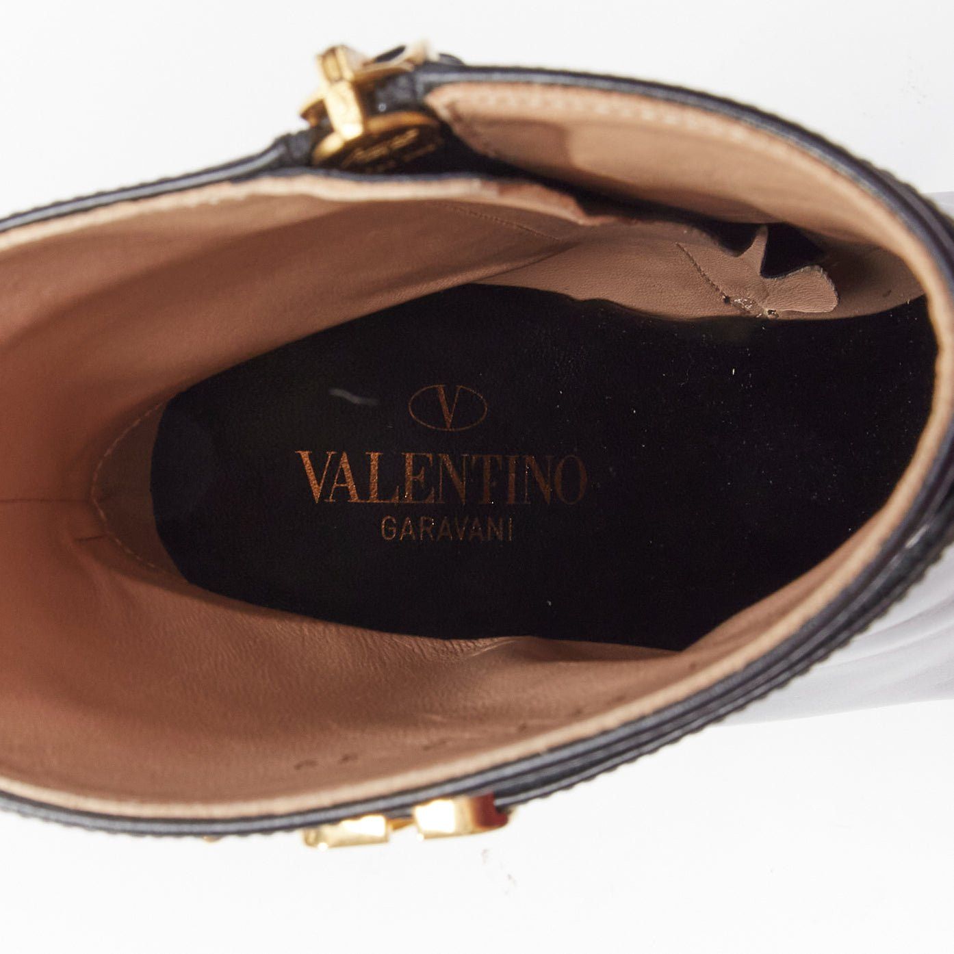 Valentino VALENTINO 2023 Tango 155 black leather Vlogo gold buckle platform boots EU39 Size US 9 / IT 39 - 9 Thumbnail