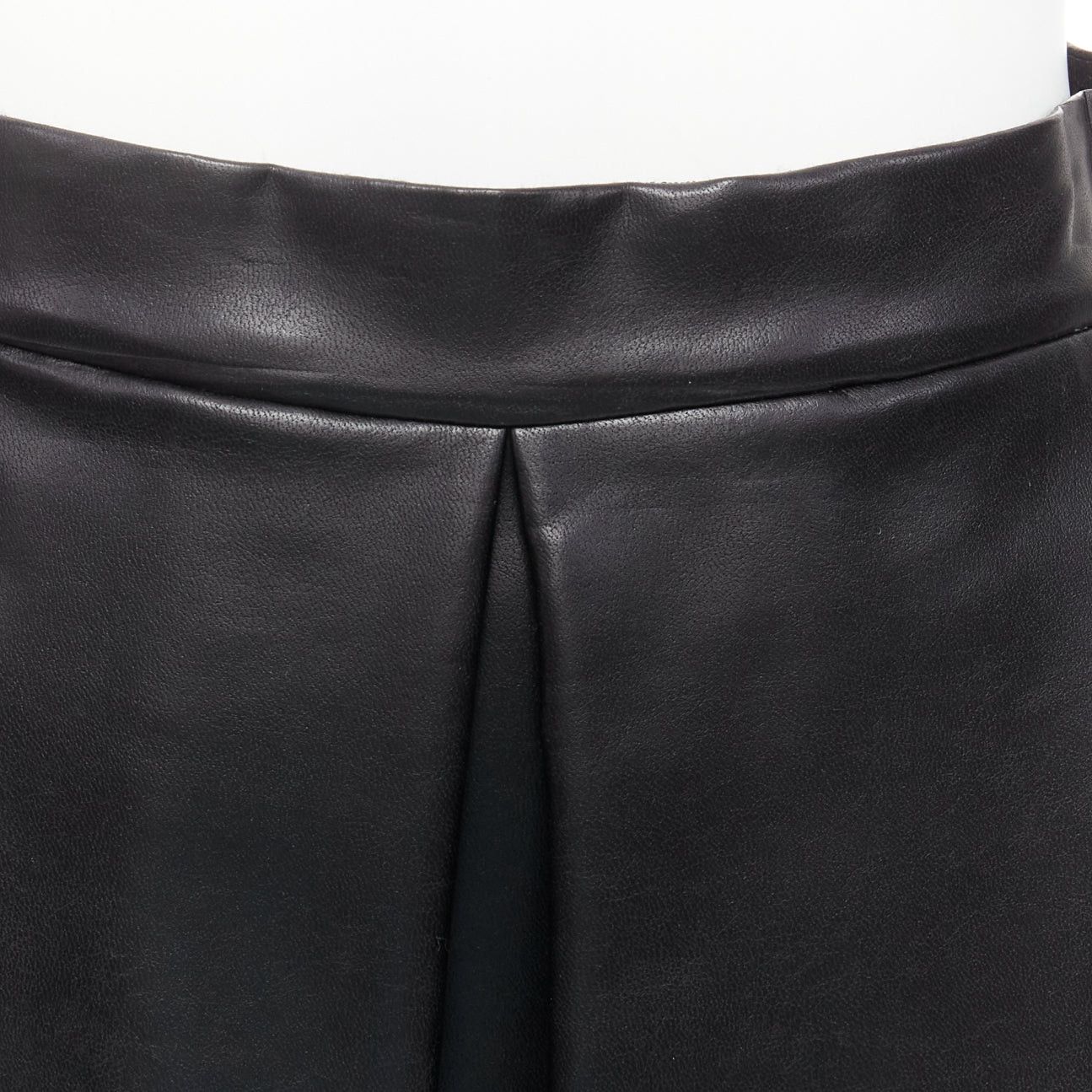 Ermanno Scervino ERMANNO SCERVINO black faux leather lattice embroidery scalloped skirt IT38 XS Size 26" / US 2 / IT 38 - 7 Thumbnail