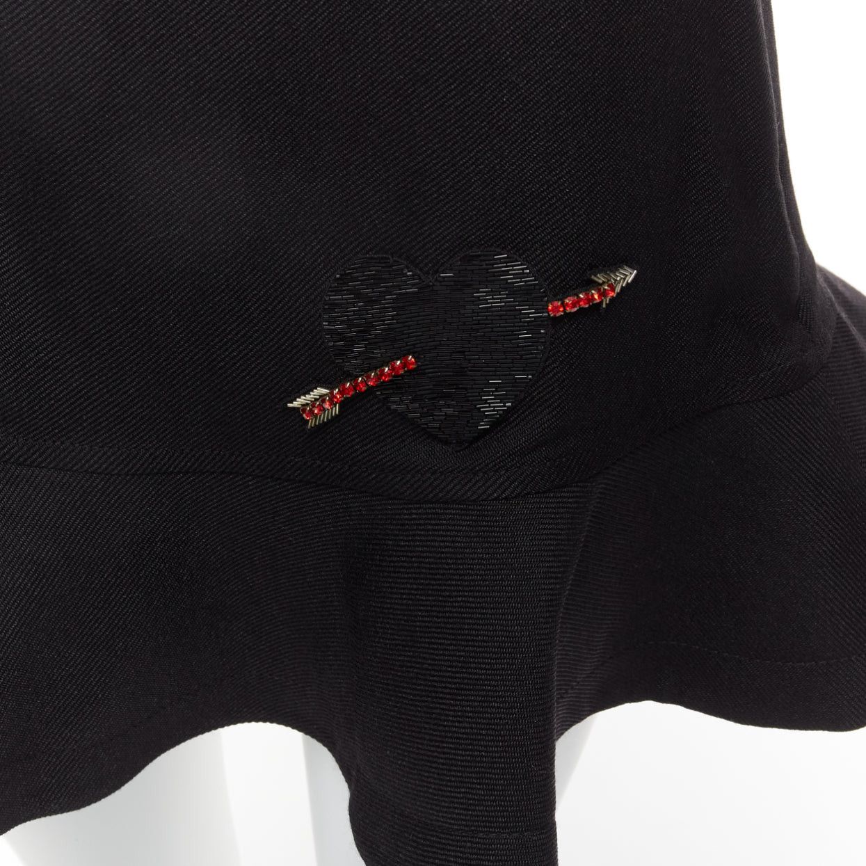 Valentino VALENTINO black virgin wool blend red bead Heart flared skirt shorts IT38 XS Size 26" / US 2 / IT 38 - 2 Thumbnail