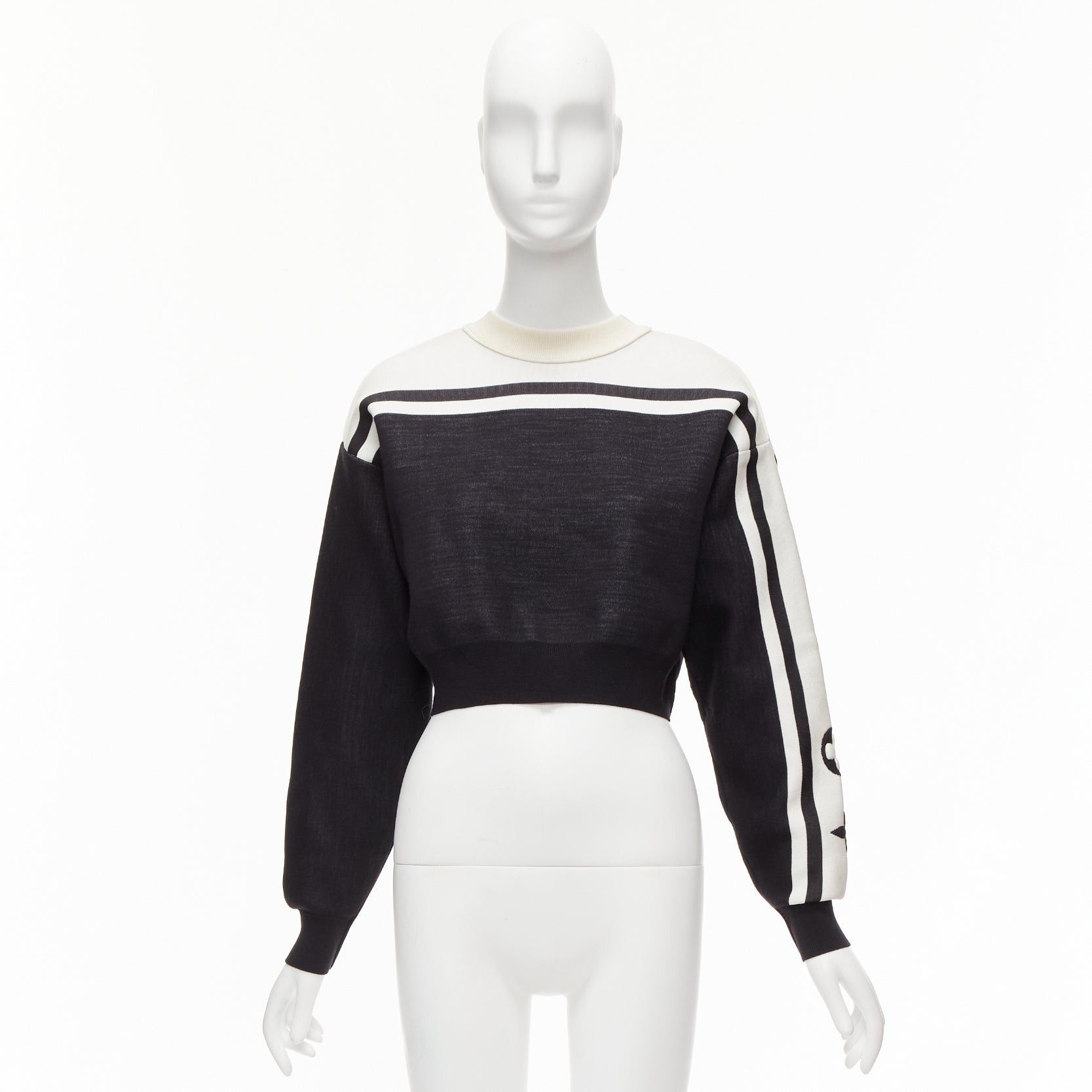 Louis Vuitton LOUIS VUITTON 2022 Runway black white floral motif cropped sweater XXS Size XS / US 0-2 / IT 36-38 - 9 Thumbnail