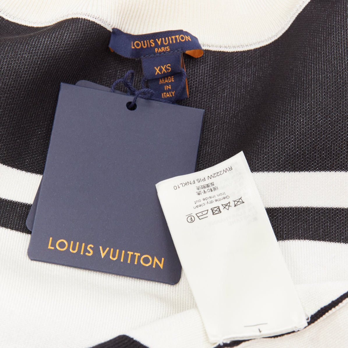 Louis Vuitton LOUIS VUITTON 2022 Runway black white floral motif cropped sweater XXS Size XS / US 0-2 / IT 36-38 - 8 Thumbnail