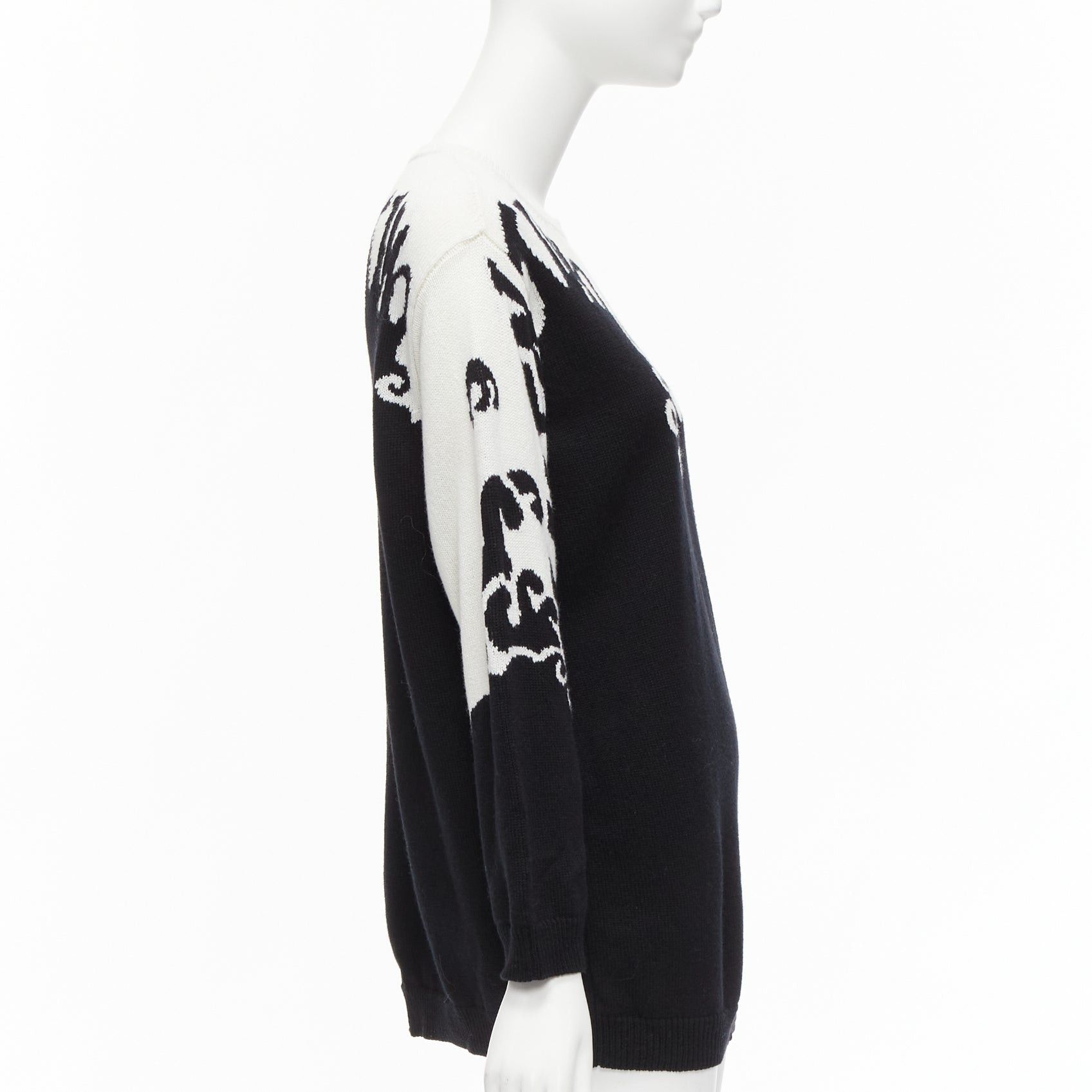 Valentino VALENTINO 100% cashmere Waves logo intarsia black white graphic sweater XXS Size XS / US 0-2 / IT 36-38 - 4 Thumbnail