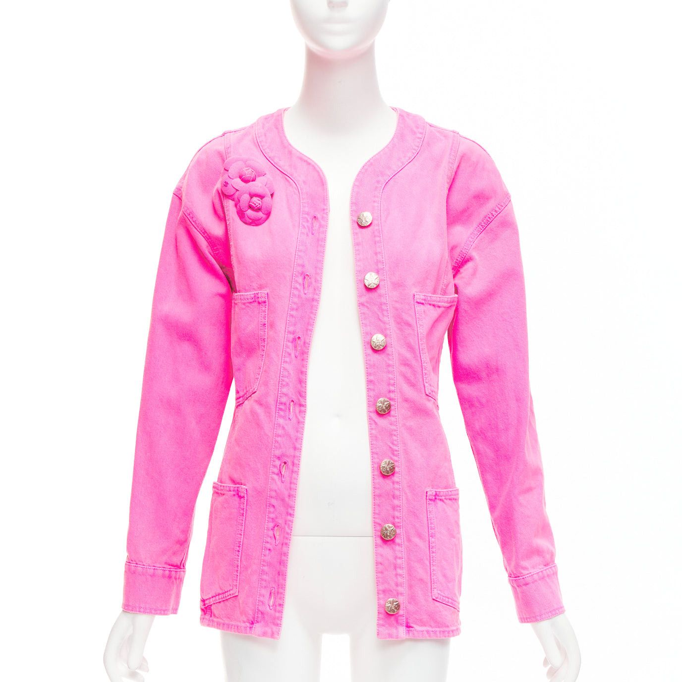 Chanel CHANEL 2021 neon pink cotton denim CC logo camellia embellished jacket FR34 XS Size XS / US 0-2 / IT 36-38 - 3 Thumbnail