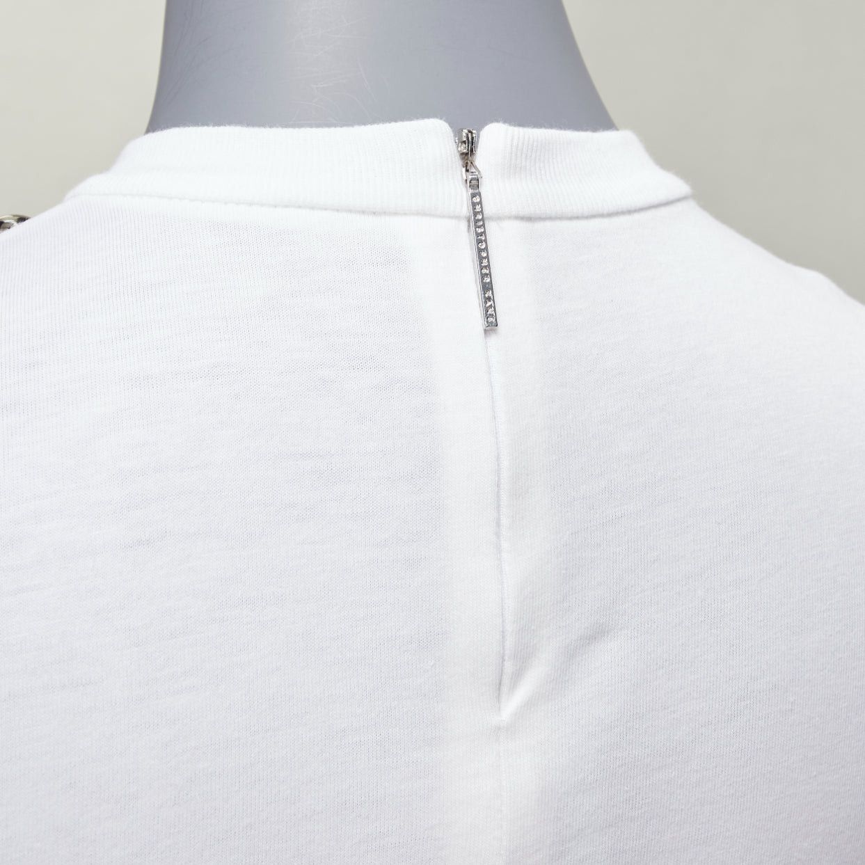 Christopher Kane CHRISTOPHER KANE crystal rhinestone dome stud necklace white cotton tshirt XS Size S / US 4 / IT 40 - 7 Thumbnail