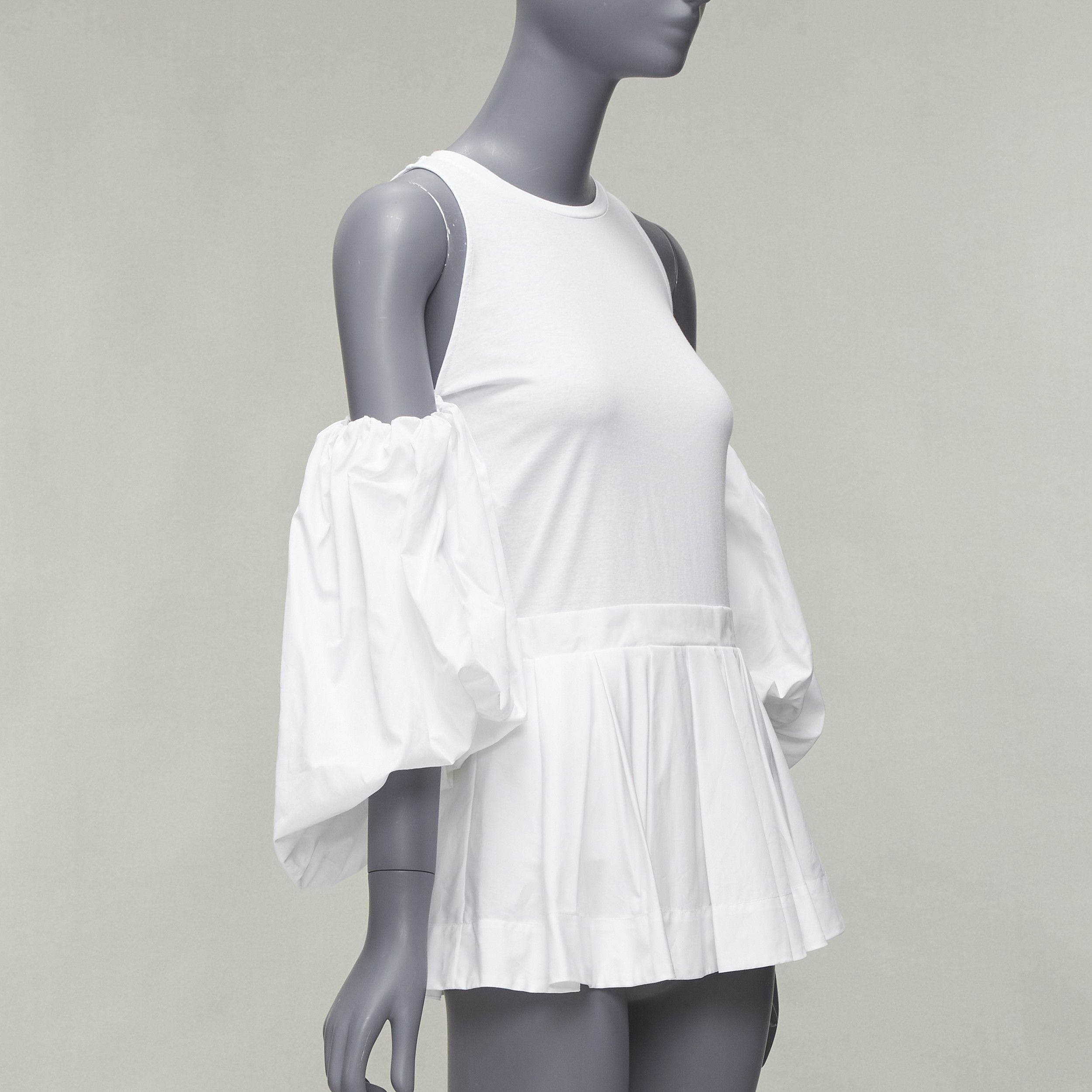Alexander McQueen ALEXANDER MCQUEEN white cotton cold shoulder puff sleeve peplum tshirt IT38 XS Size XS / US 0-2 / IT 36-38 - 3 Thumbnail