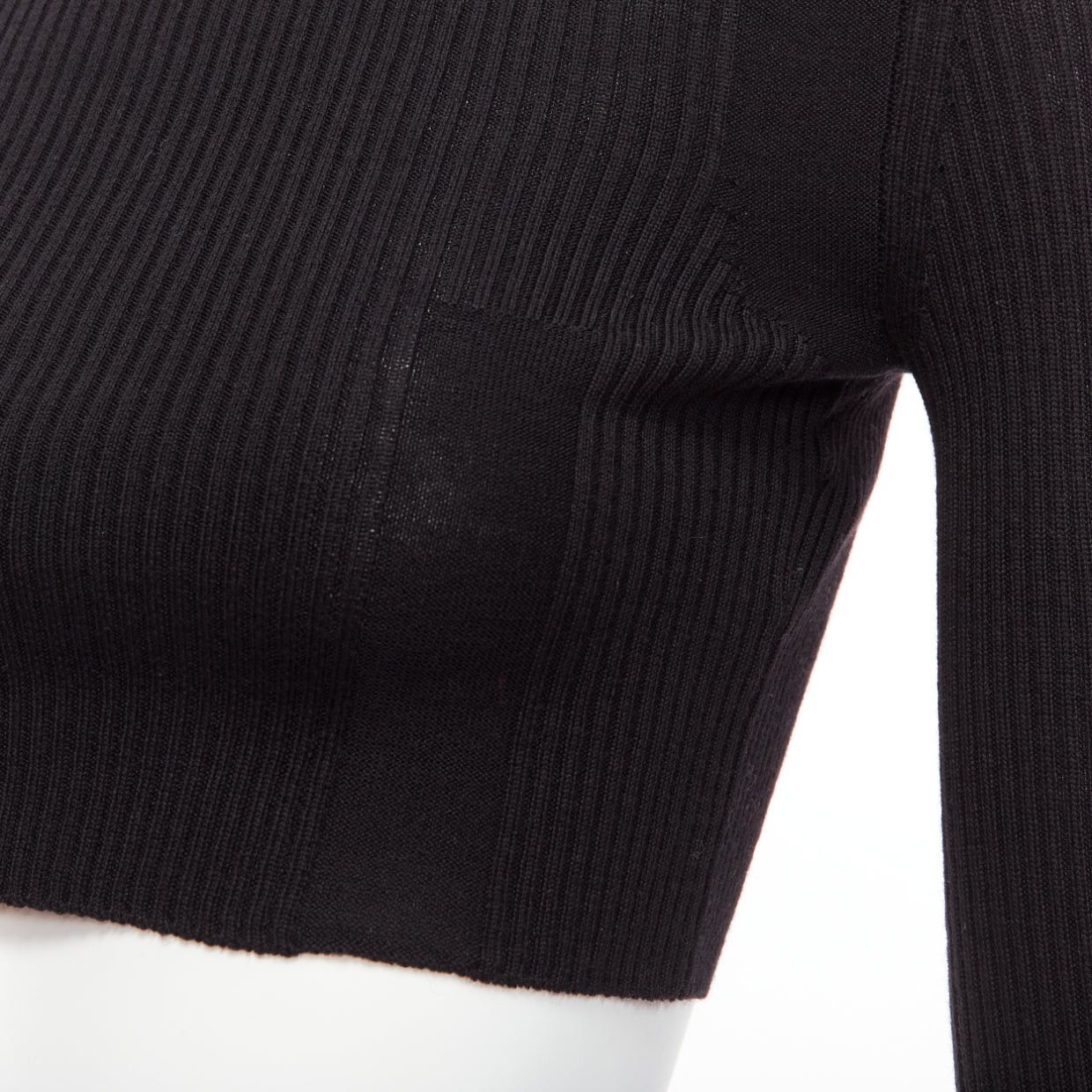 Maison Margiela MAISON MARGIELA 2015 100% wool black crew ribbed sock knit crop top XS Size S / US 4 / IT 40 - 2 Thumbnail