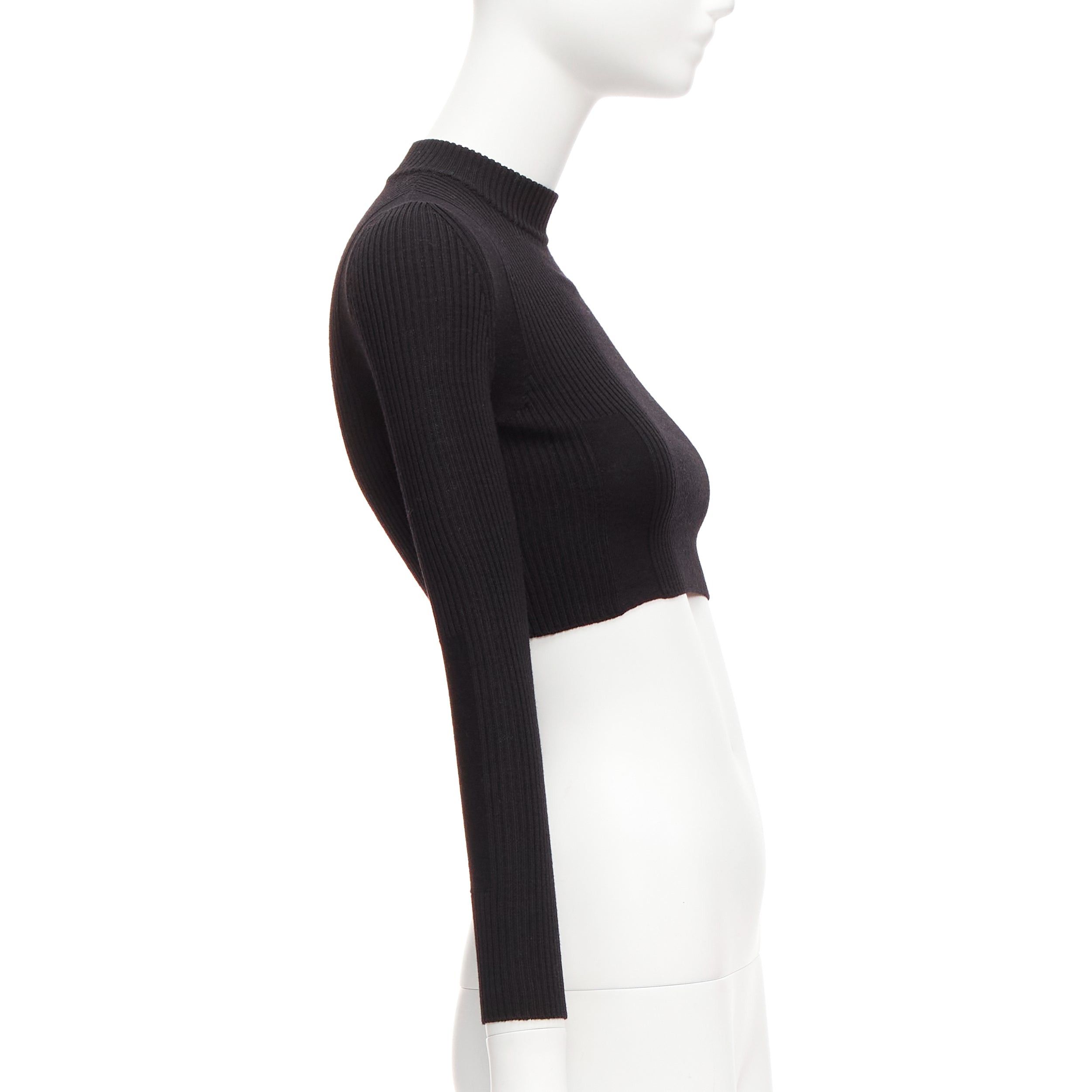 Maison Margiela MAISON MARGIELA 2015 100% wool black crew ribbed sock knit crop top XS Size S / US 4 / IT 40 - 4 Thumbnail