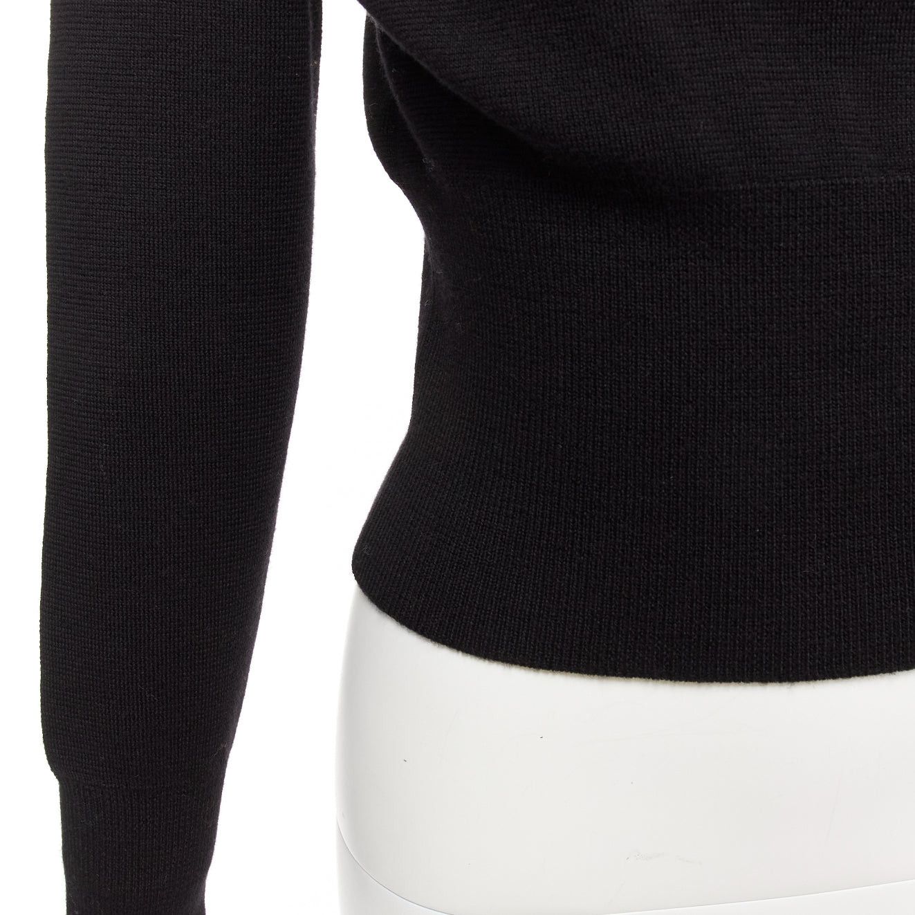 Christopher Kane CHRISTOPHER KANE 100% merino wool black silver shoulder chain sweater XS Size S / US 4 / IT 40 - 7 Thumbnail
