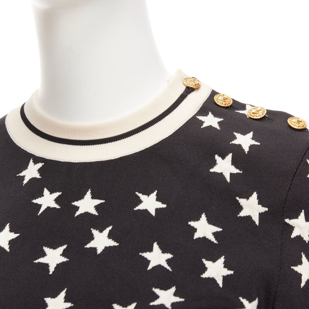 Louis Vuitton LOUIS VUITTON 2022 black white star LV logo silk blend crop sweater S Size S / US 4 / IT 40 - 7 Thumbnail