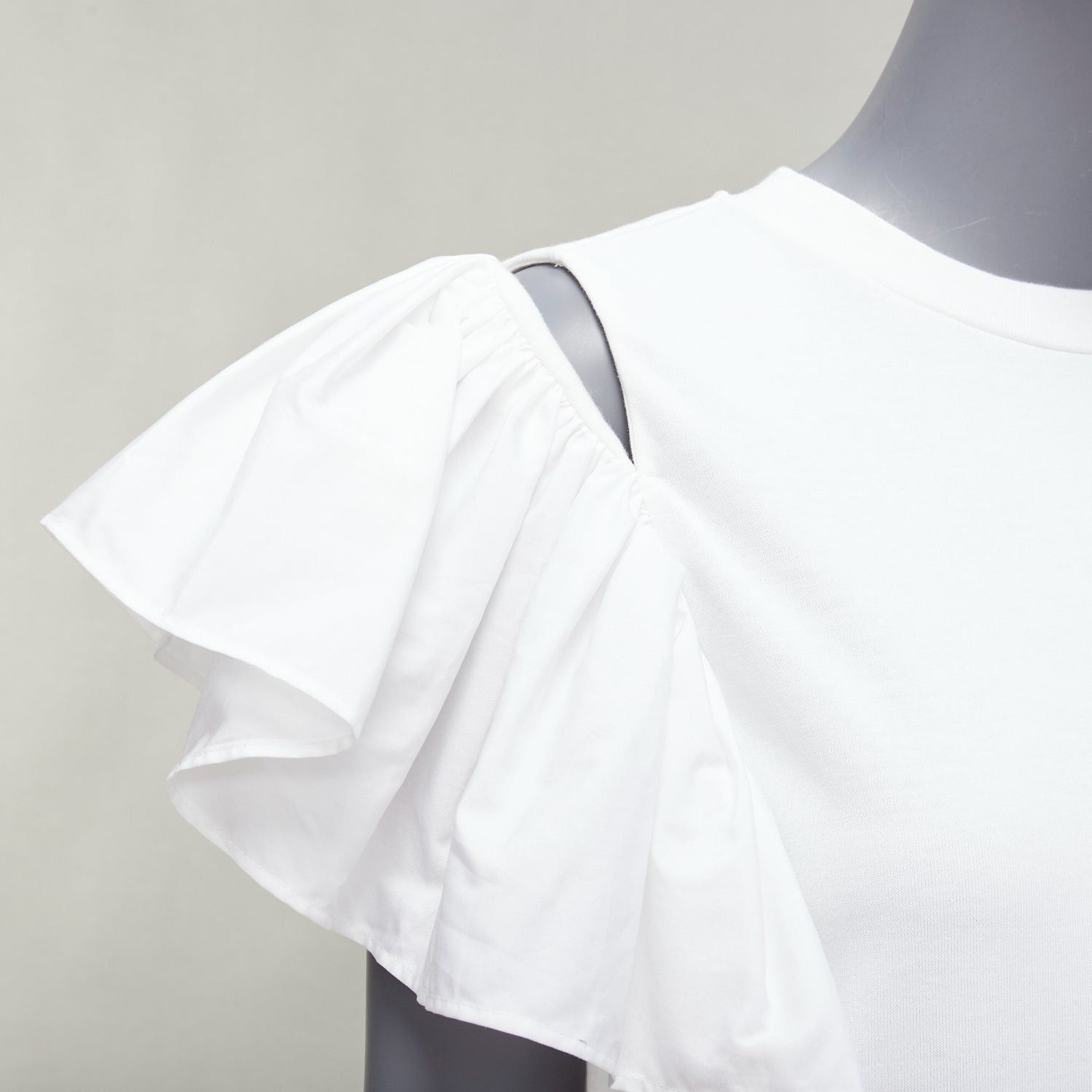 Alexander McQueen ALEXANDER MCQUEEN white asymmetric ruffle sleeve drop waist flared dress IT36 XXS Size XS / US 0-2 / IT 36-38 - 2 Thumbnail