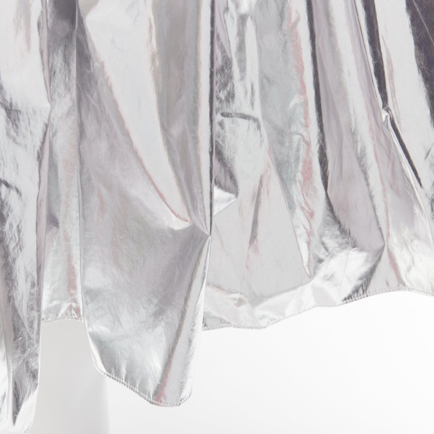 Alexander McQueen ALEXANDER MCQUEEN 2022 metallic silver foil flared knee length circle skirt IT36 XXS Size 25" / US 0 / IT 36 - 7 Thumbnail