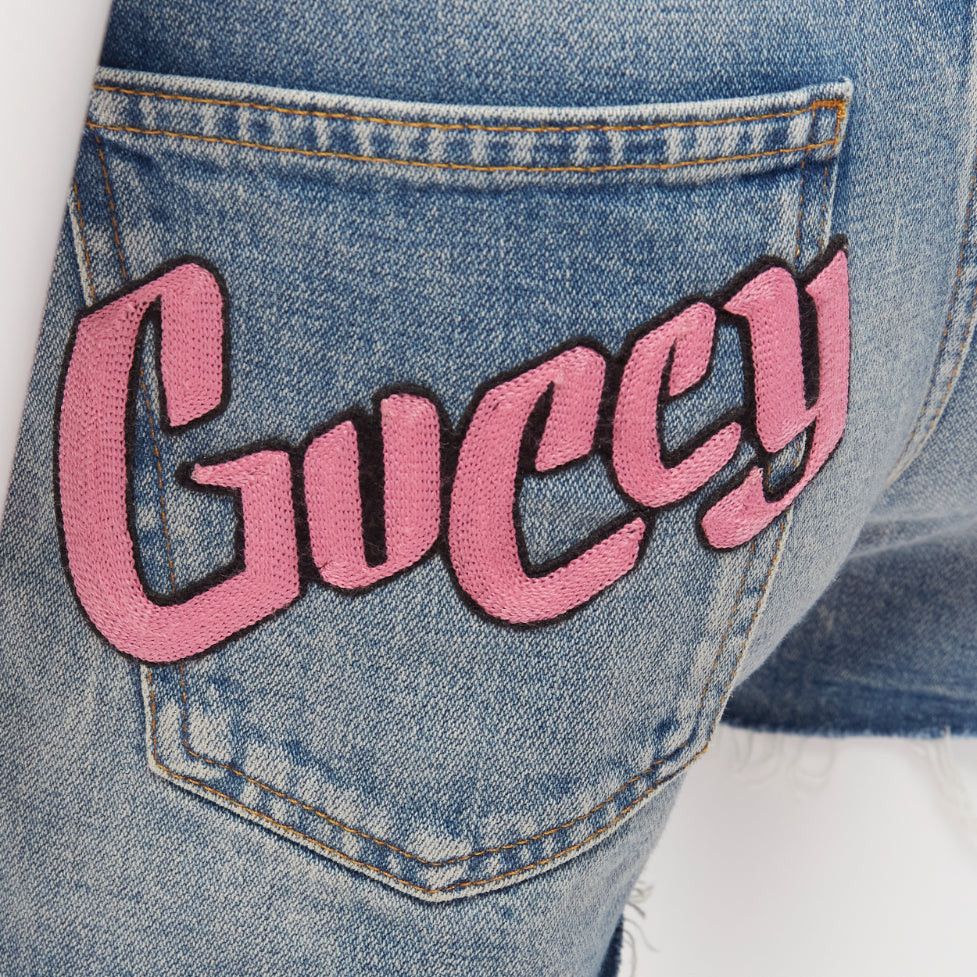 Gucci GUCCI pink logo graffiti red strawberry patch blue denim cut off shorts 22" Size 25" / US 0 / IT 36 - 7 Thumbnail