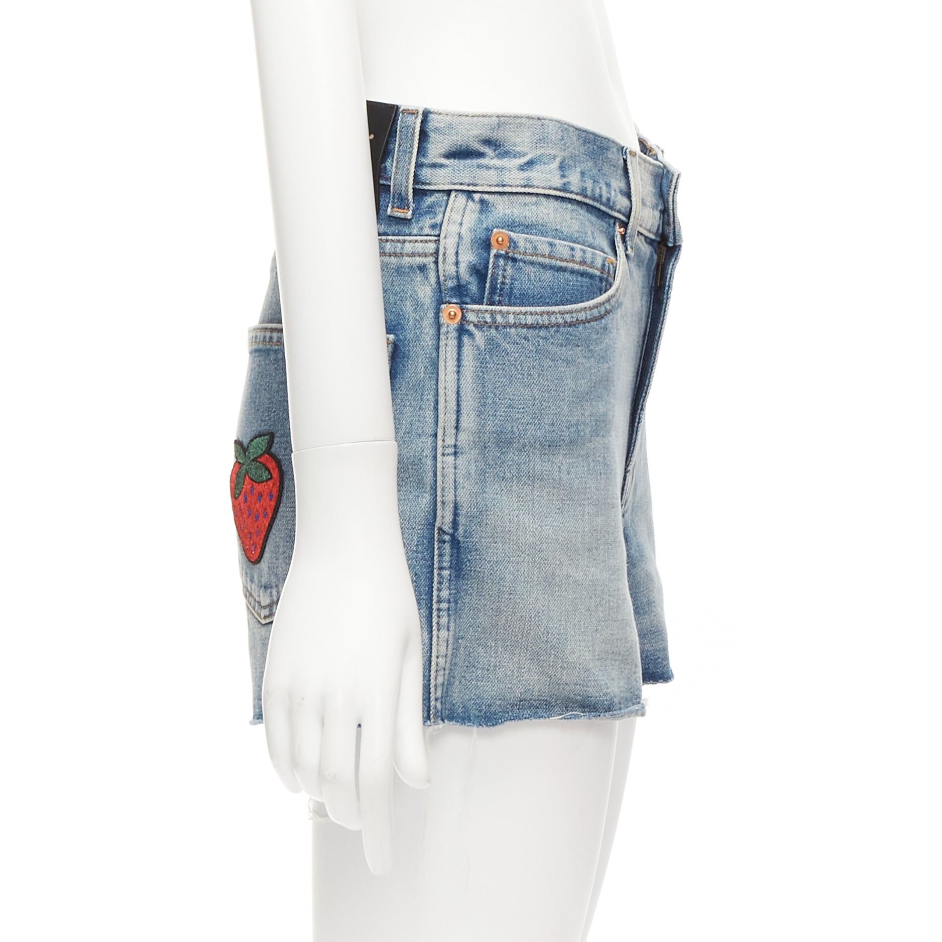 Gucci GUCCI pink logo graffiti red strawberry patch blue denim cut off shorts 22" Size 25" / US 0 / IT 36 - 5 Thumbnail
