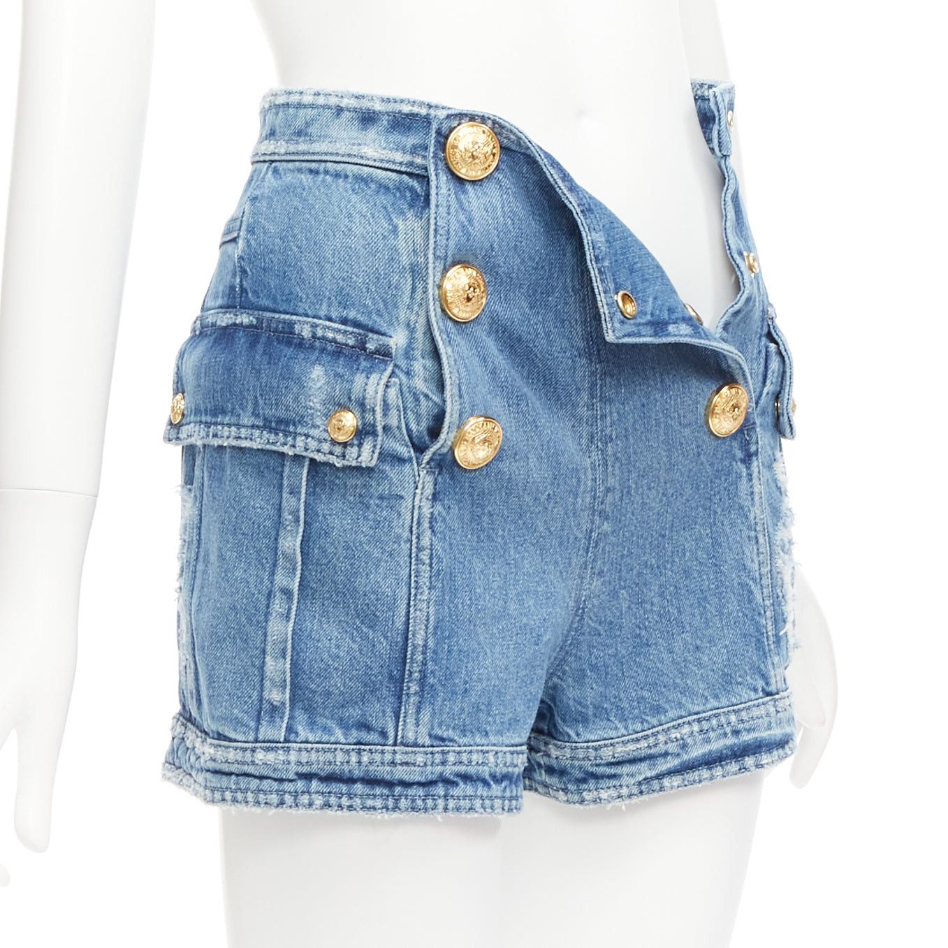 Balmain BALMAIN blue distressed denim gold buttons high waisted cargo shorts FR34 XS Size 26" / US 2 / IT 38 - 4 Thumbnail