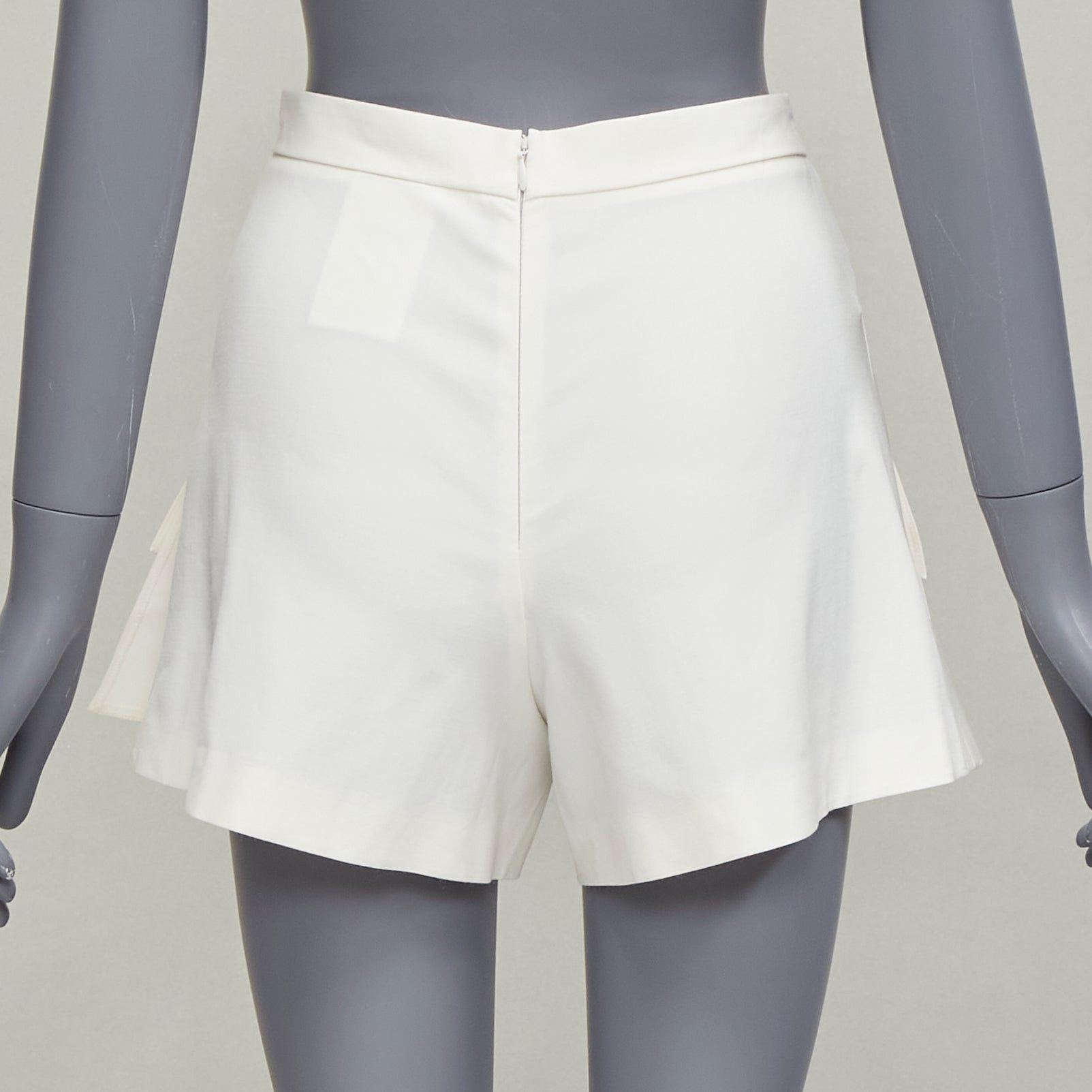 RED Valentino RED VALENTINO cream ribbon bow detail pockets wide shorts IT36 XXS Size 25" / US 0 / IT 36 - 5 Thumbnail