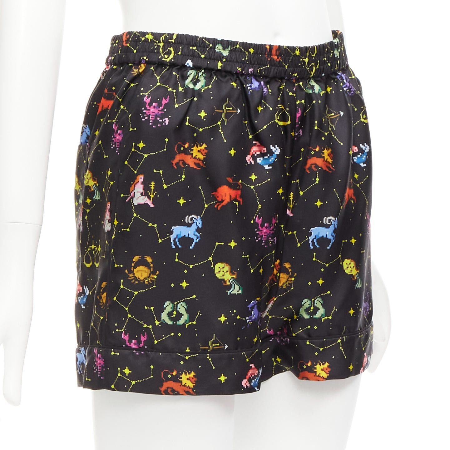 Dior DIOR Lucky Dior 100% silk black colorful astrology cuffed boxer shorts FR32 XXS Size 25" / US 0 / IT 36 - 3 Thumbnail