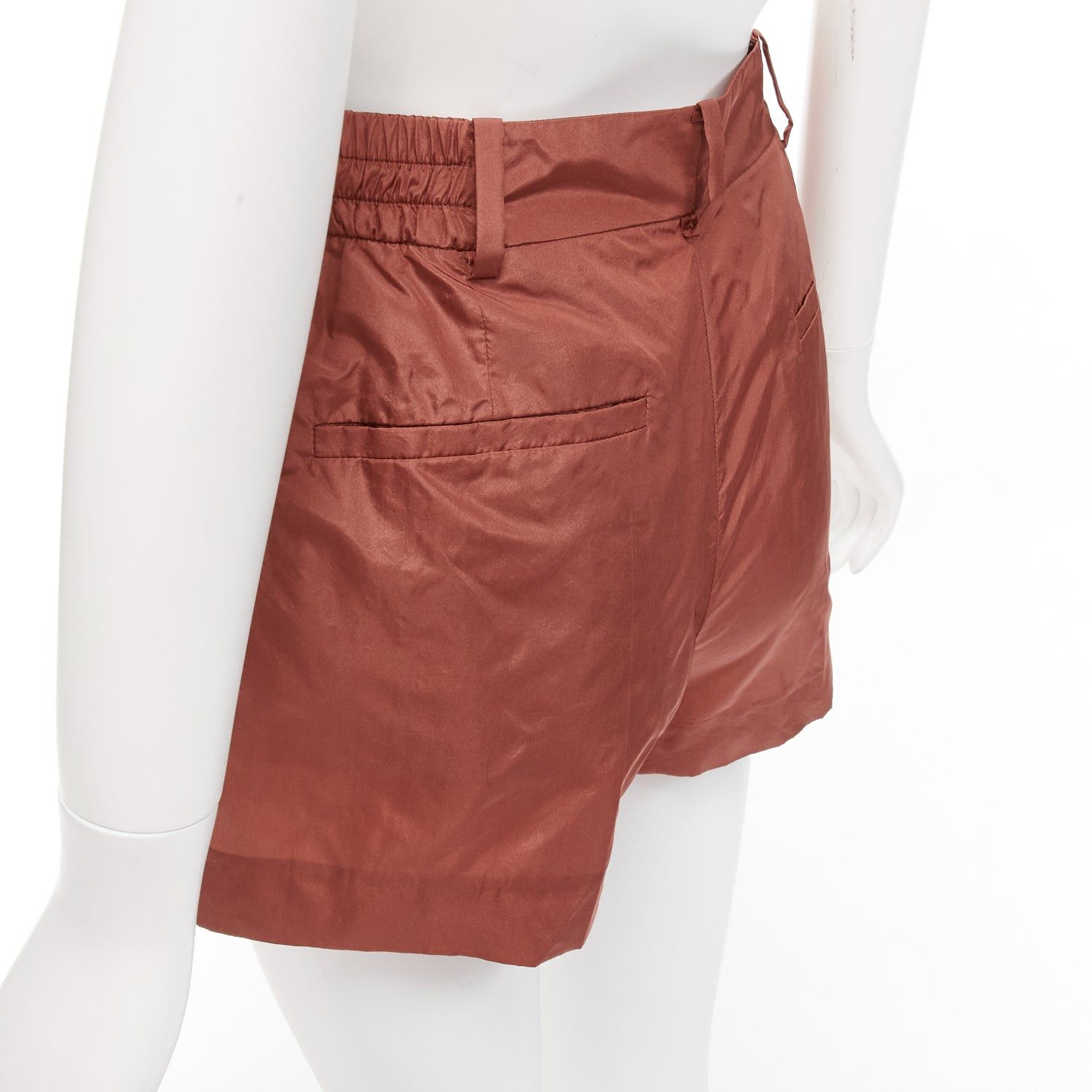Valentino VALENTINO 2021 Piccioli 100% silk brick red high waisted dress shorts IT36 XXS Size 25" / US 0 / IT 36 - 7 Thumbnail