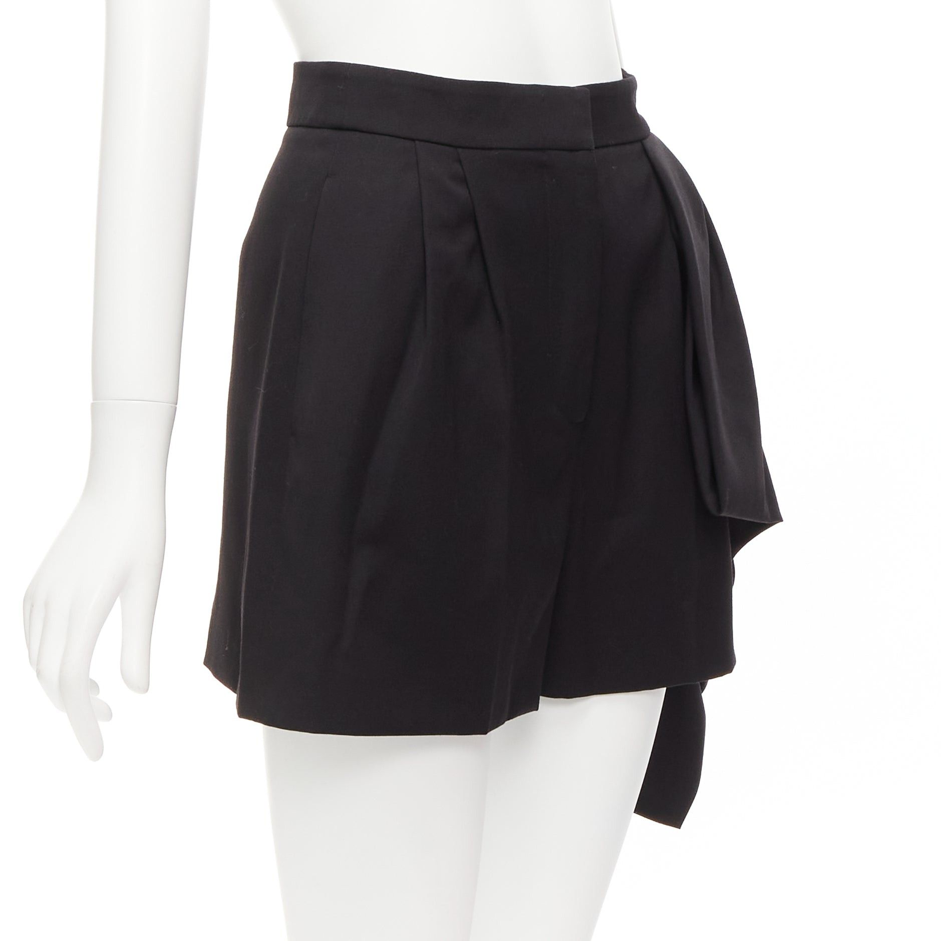 Alexander McQueen ALEXANDER MCQUEEN black virgin wool asymmetric cascade wide shorts IT38 XS Size 26" / US 2 / IT 38 - 3 Thumbnail
