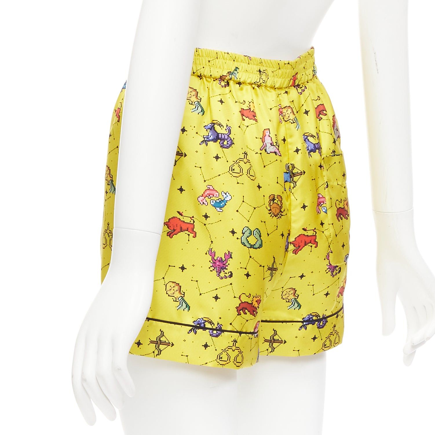 Dior CHRISTIAN DIOR 100% silk Lucky Dior yellow astrology boxer shorts FR32 XXS Size 25" / US 0 / IT 36 - 5 Thumbnail
