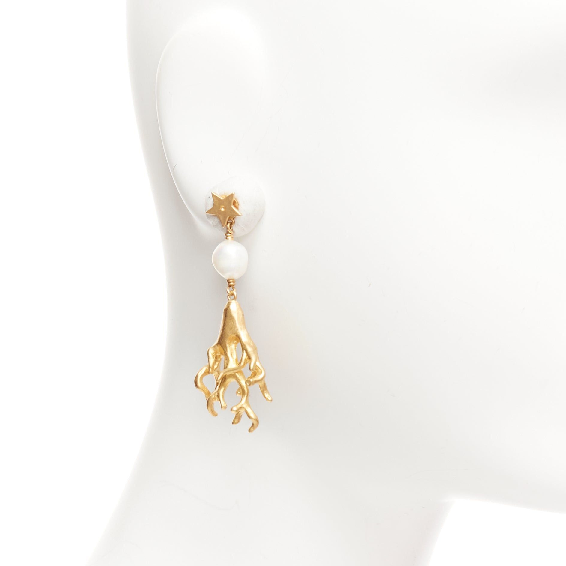 Dior DIOR Tribales Coraile gold metal star coral faux pearl drop pin earrings Pair Size ONE SIZE - 2 Thumbnail