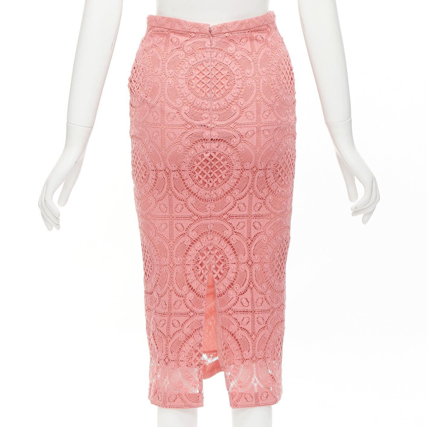 Burberry BURBERRY Runway pink cotton blend floral lace high waisted pencil skirt IT36 XXS Size 25" / US 0 / IT 36 - 5 Thumbnail