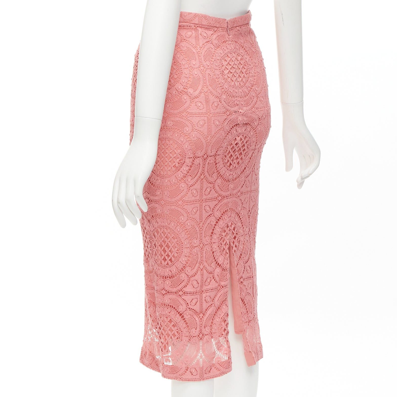 Burberry BURBERRY Runway pink cotton blend floral lace high waisted pencil skirt IT36 XXS Size 25" / US 0 / IT 36 - 6 Thumbnail