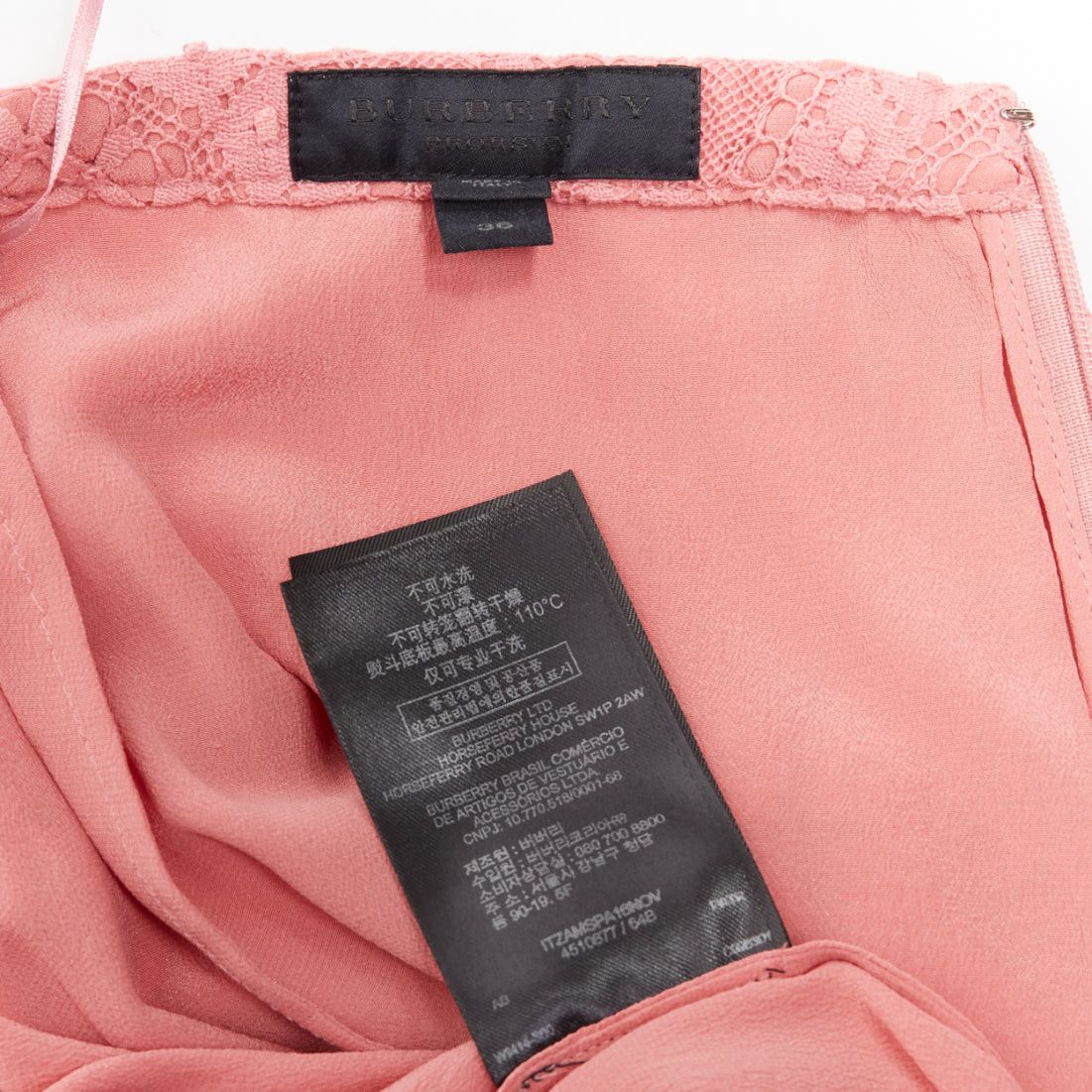 Burberry BURBERRY Runway pink cotton blend floral lace high waisted pencil skirt IT36 XXS Size 25" / US 0 / IT 36 - 8 Thumbnail