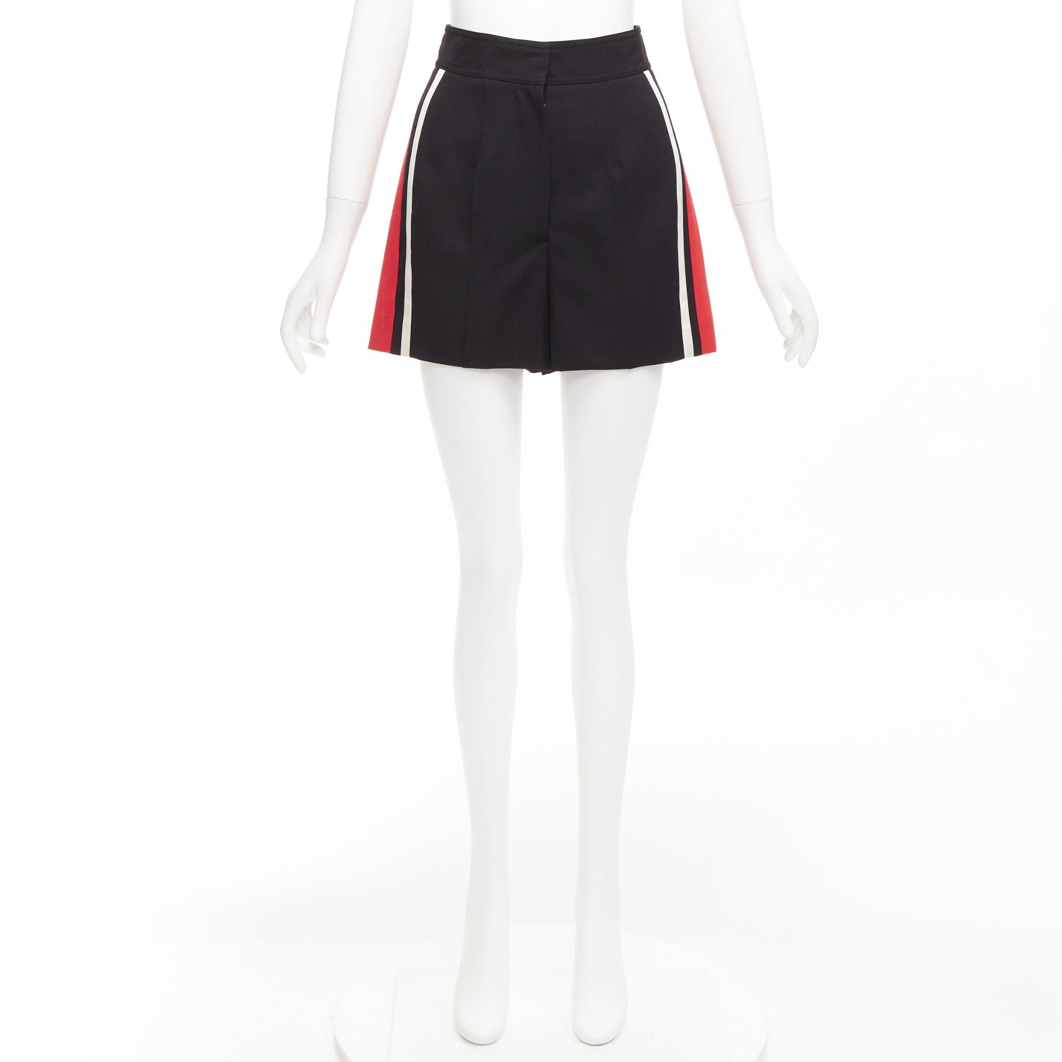 Alexander McQueen ALEXANDER MCQUEEN 2018 red white stripe black virgin wool wide shorts IT38 XS Size 26" / US 2 / IT 38 - 9 Thumbnail