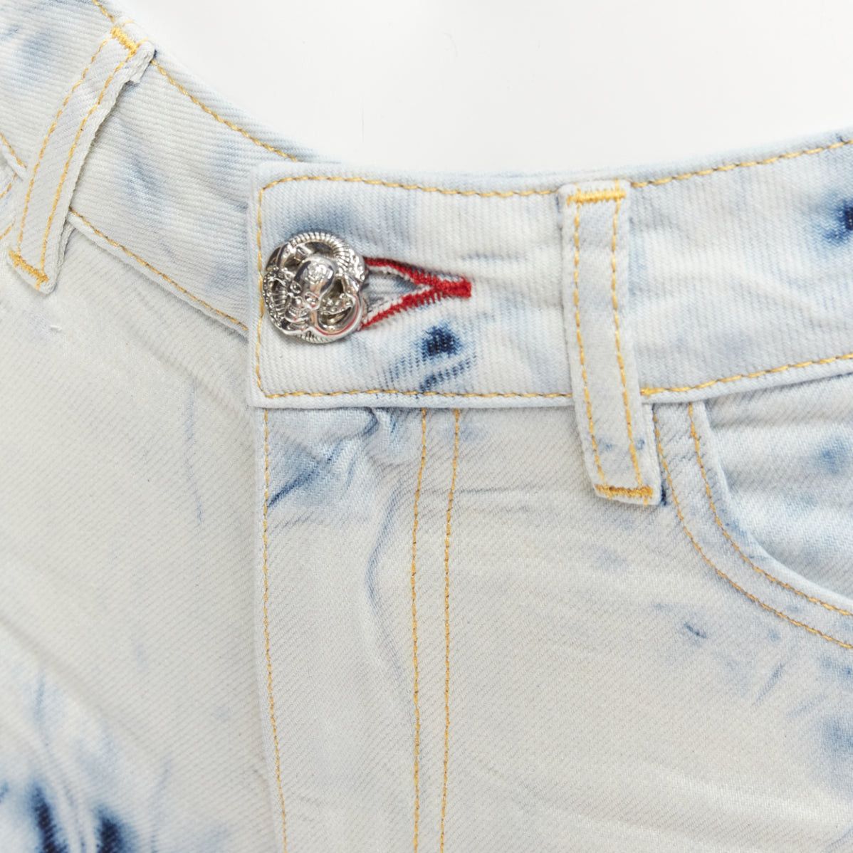 Philipp Plein PHILLIP PLEIN Hot Pants blue acid washed logo tag cuffed shorts 25" Size 26" / US 2 / IT 38 - 7 Thumbnail