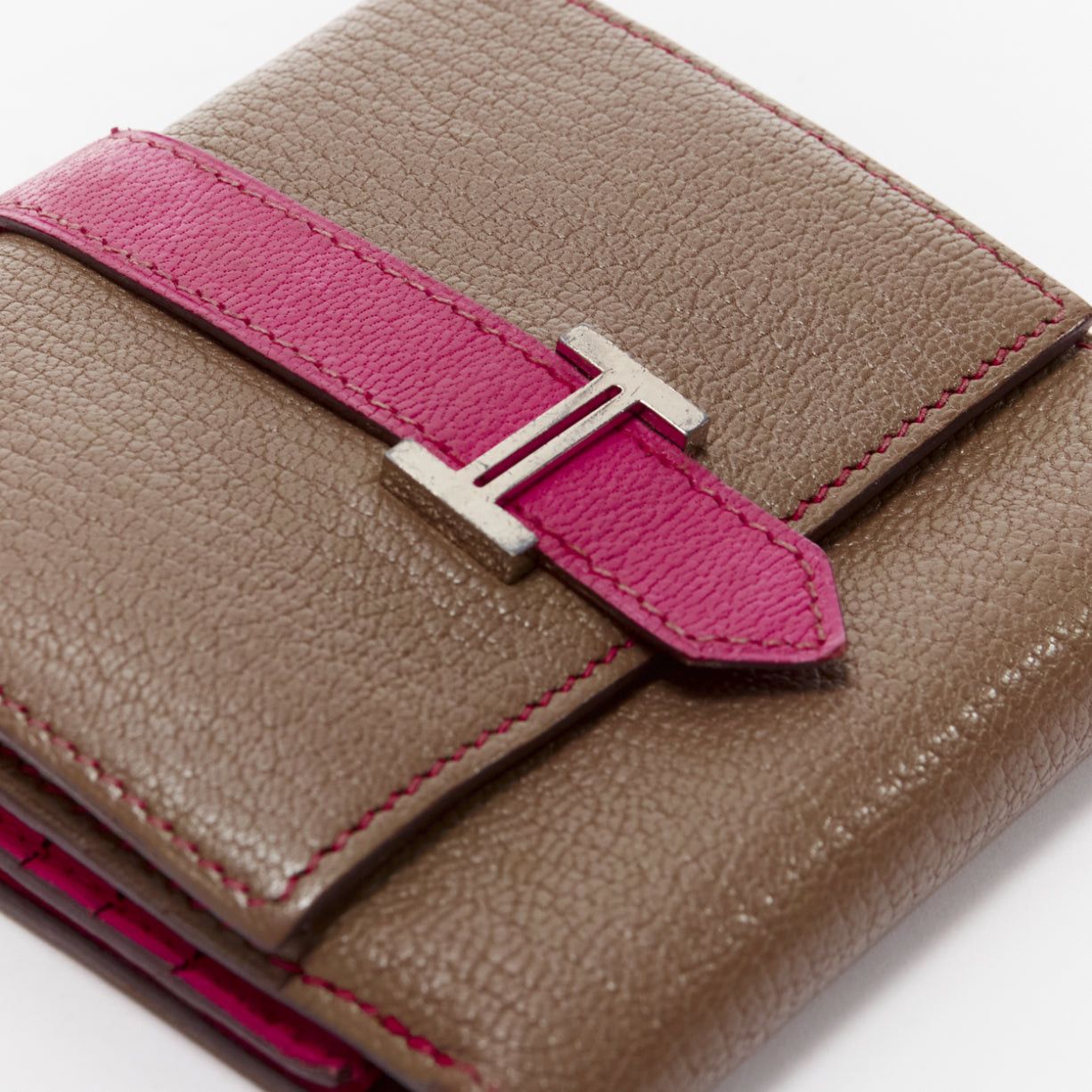 Hermes HERMES Bearn taupe pink leather H logo strap bifold square wallet Size ONE SIZE - 5 Thumbnail