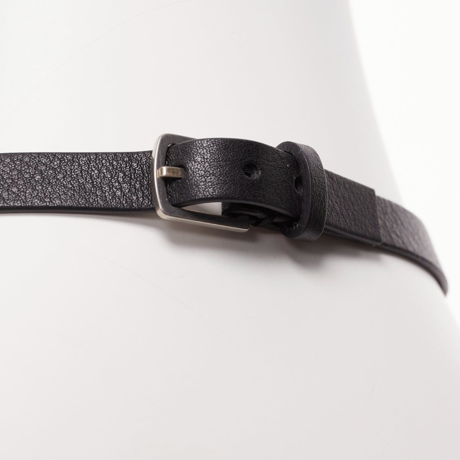 Dior CHRISTIAN DIOR blue marble logo star charm black leather short choker Size ONE SIZE - 7 Thumbnail
