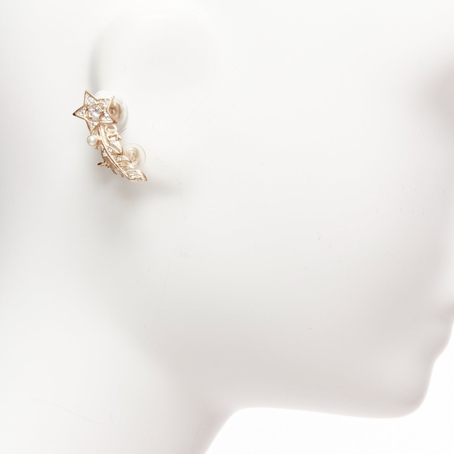 Chanel CHANEL A19 Shootting Star gold CC logo irregular clip on earring cuffs Pair Size ONE SIZE - 4 Thumbnail