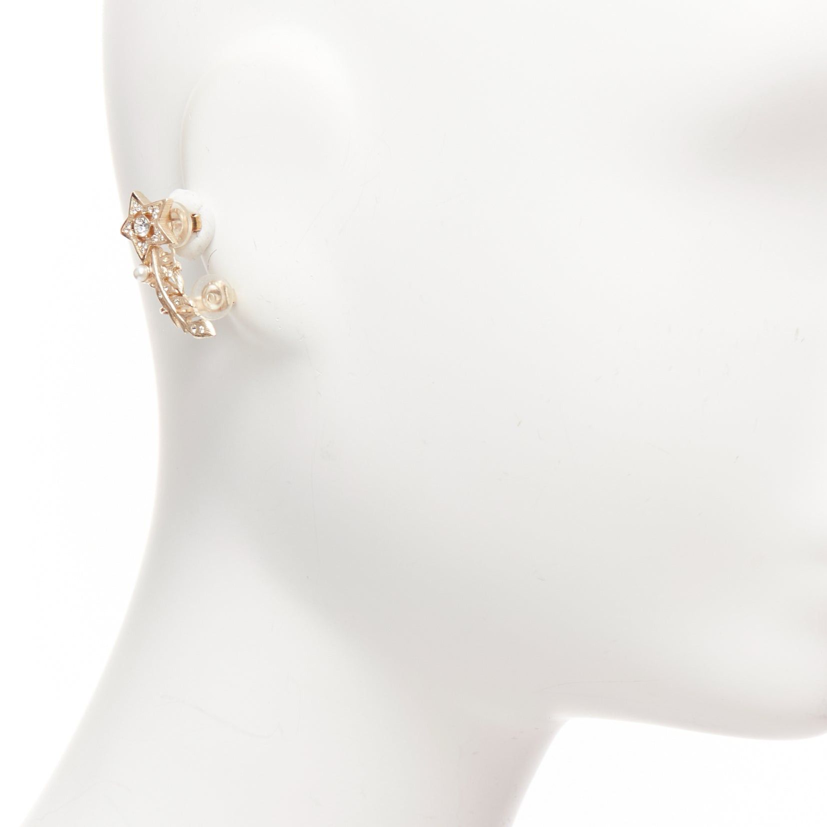 Chanel CHANEL A19 Shootting Star gold CC logo irregular clip on earring cuffs Pair Size ONE SIZE - 2 Thumbnail