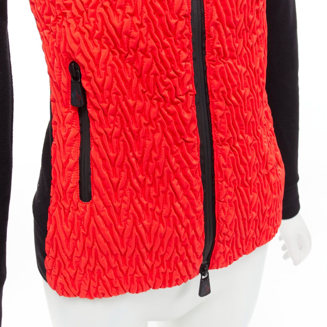 Moncler MONCLER bright red orange chevron plisse front logo arm zip fitted jacket XS Size XS / US 0-2 / IT 36-38 - 8 Thumbnail