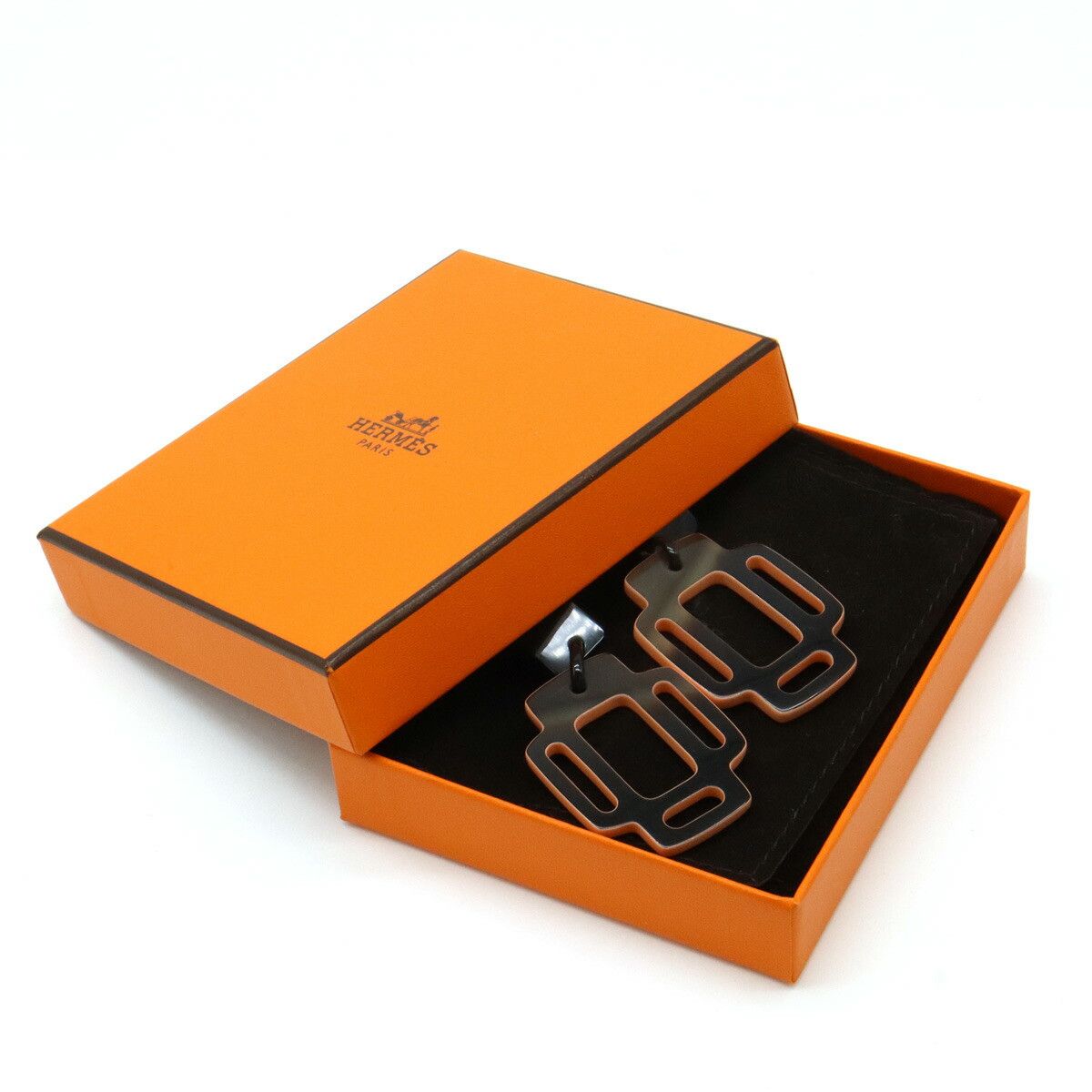 Hermes Hermes Hermes Buffalo Horn Rhythm Earrings Multicolor/Salmon Pink Natural Material Earrings DUTY FREE for USA Size ONE SIZE - 6 Thumbnail