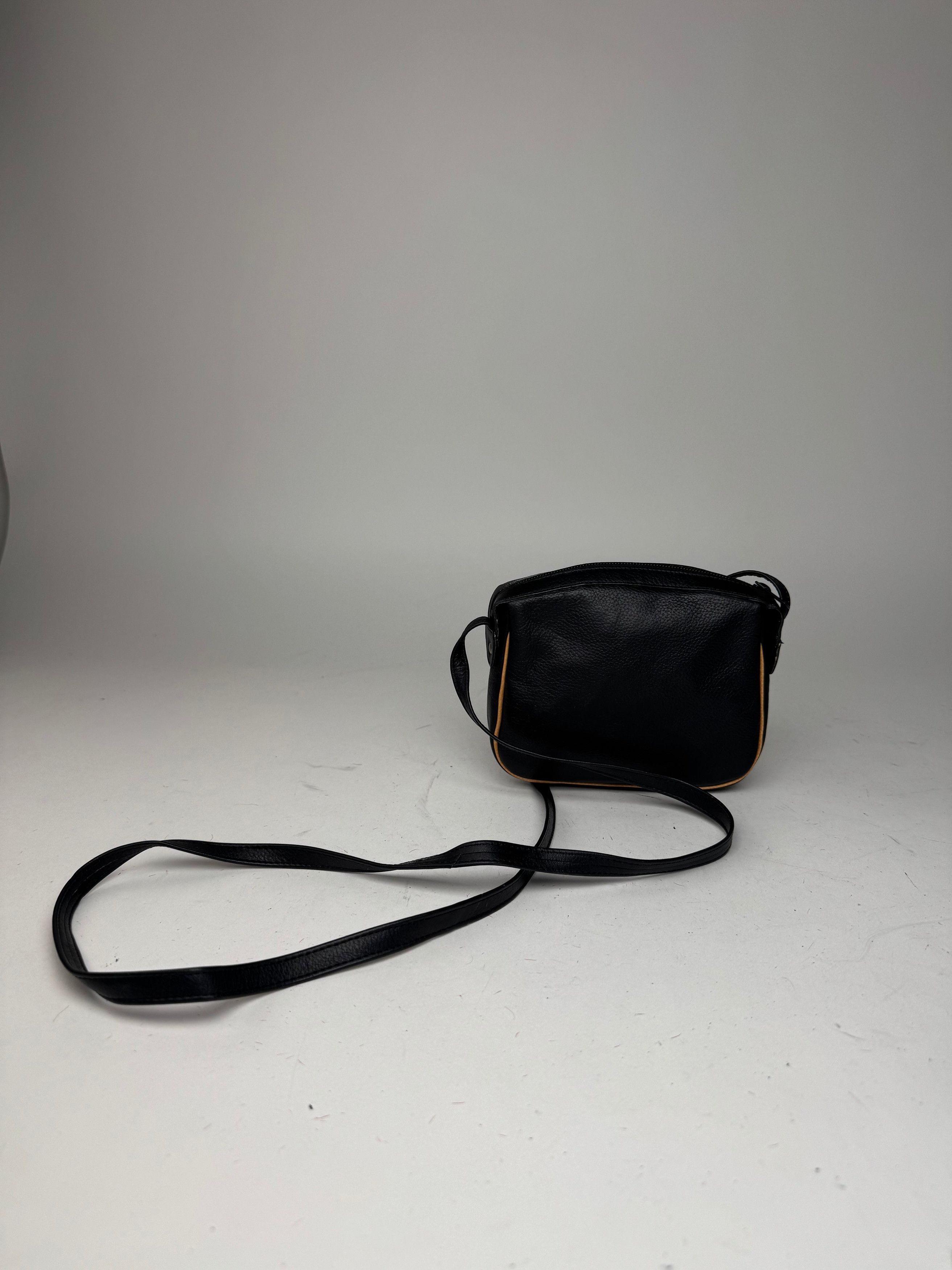 Courreges Vintage Leather Crossbody Bag black Size ONE SIZE - 2 Thumbnail