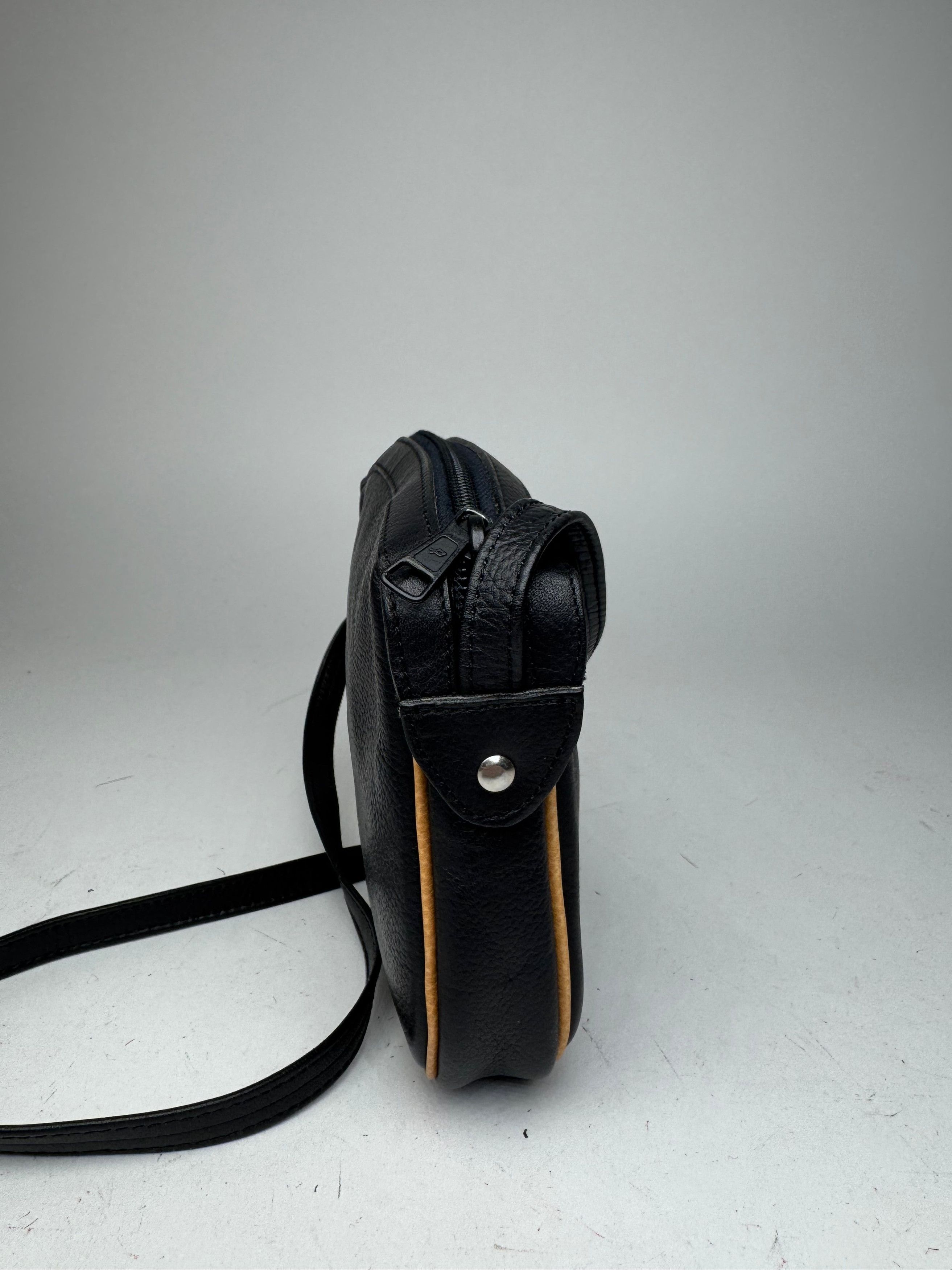 Courreges Vintage Leather Crossbody Bag black Size ONE SIZE - 6 Thumbnail
