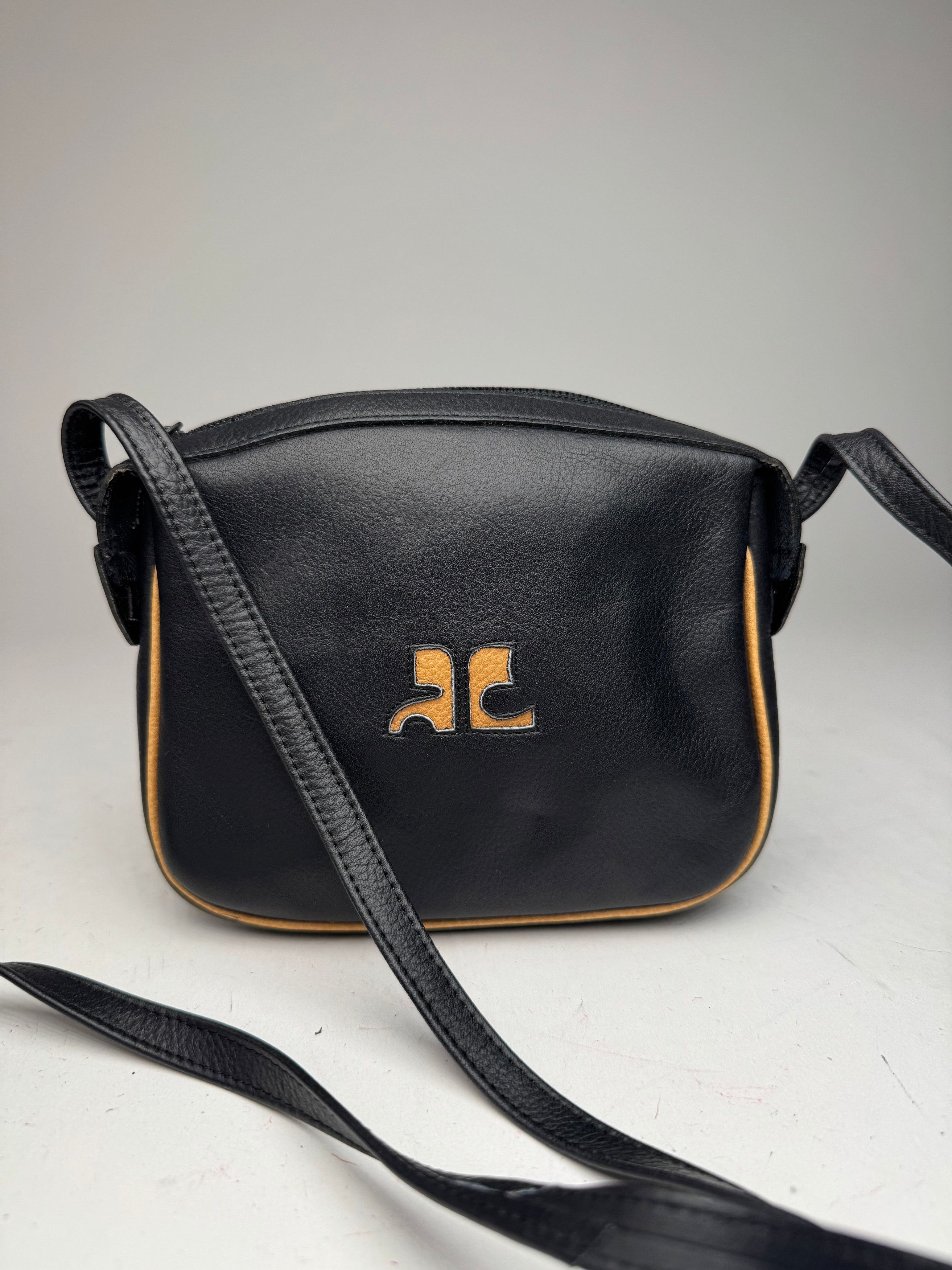 Courreges Vintage Leather Crossbody Bag black Size ONE SIZE - 3 Thumbnail